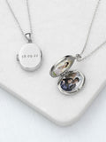 Treat Republic Personalised Oval Photo Locket