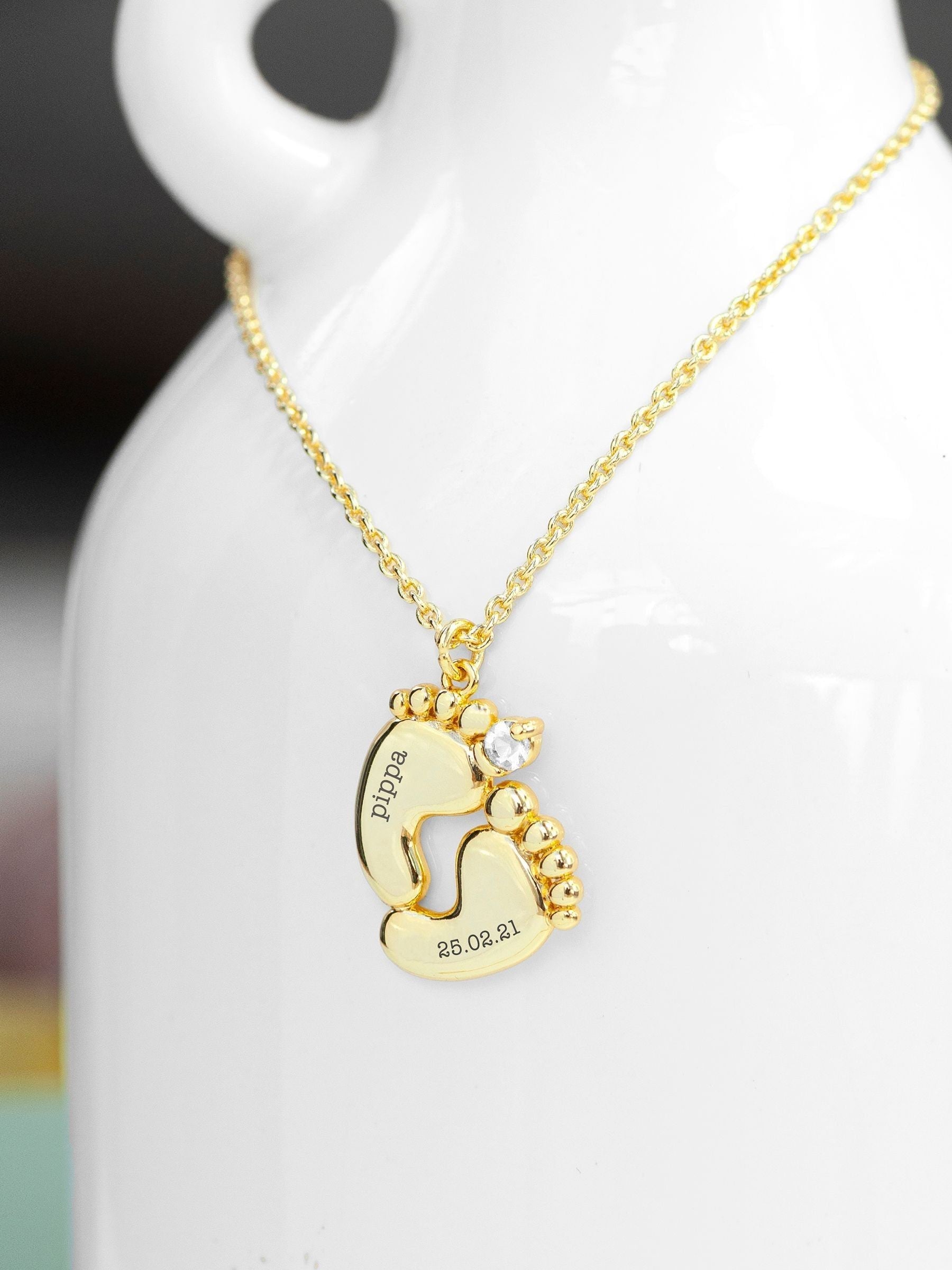 Treat Republic baby personalised feet necklace (British brand)