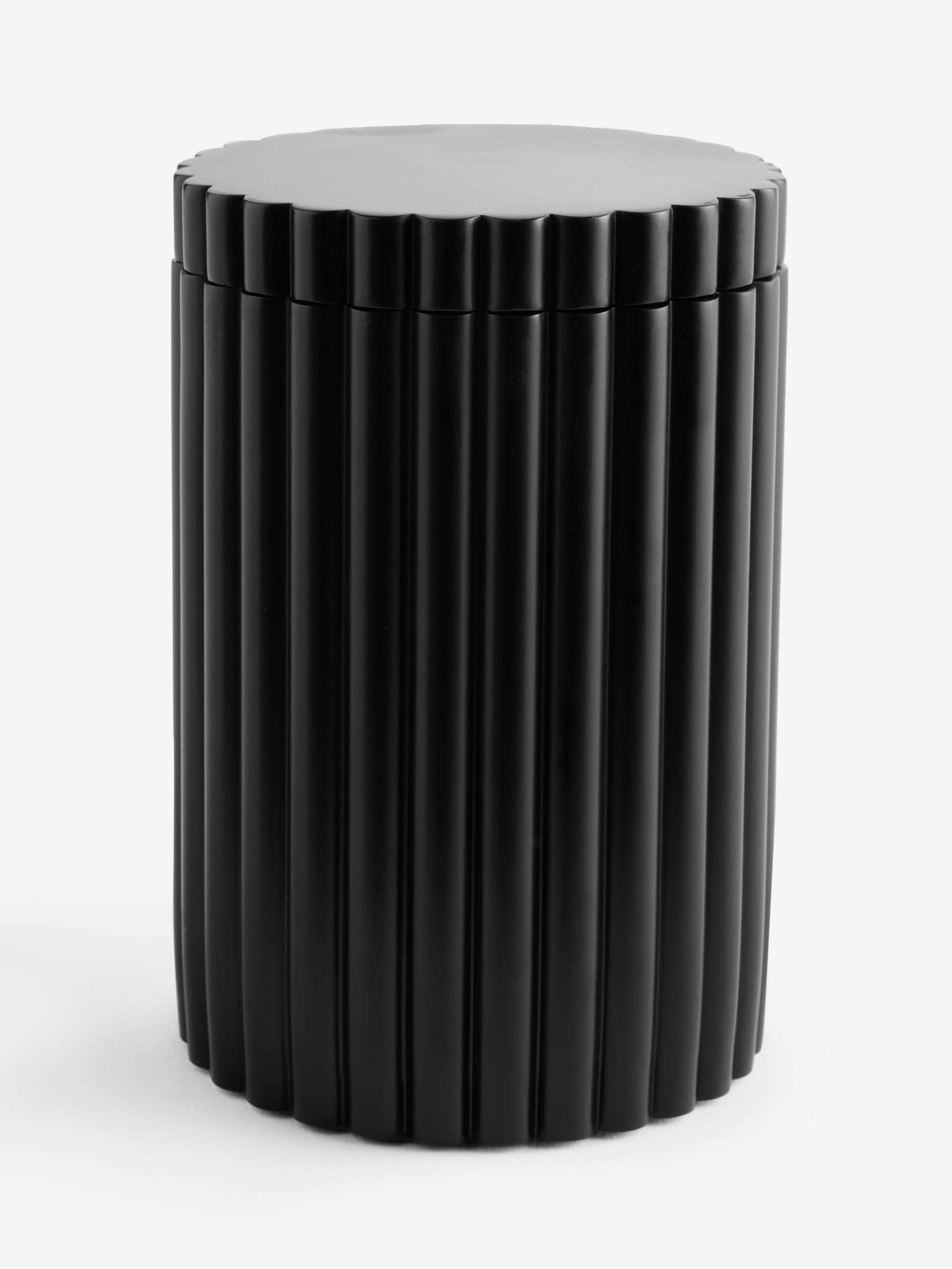 Black rib storage jar 13.5cm - British product