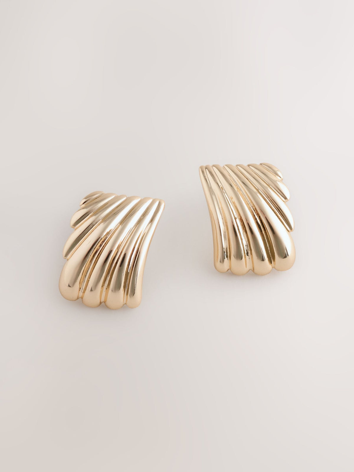 Gold tone oversized rectangle stud earrings, UK version
