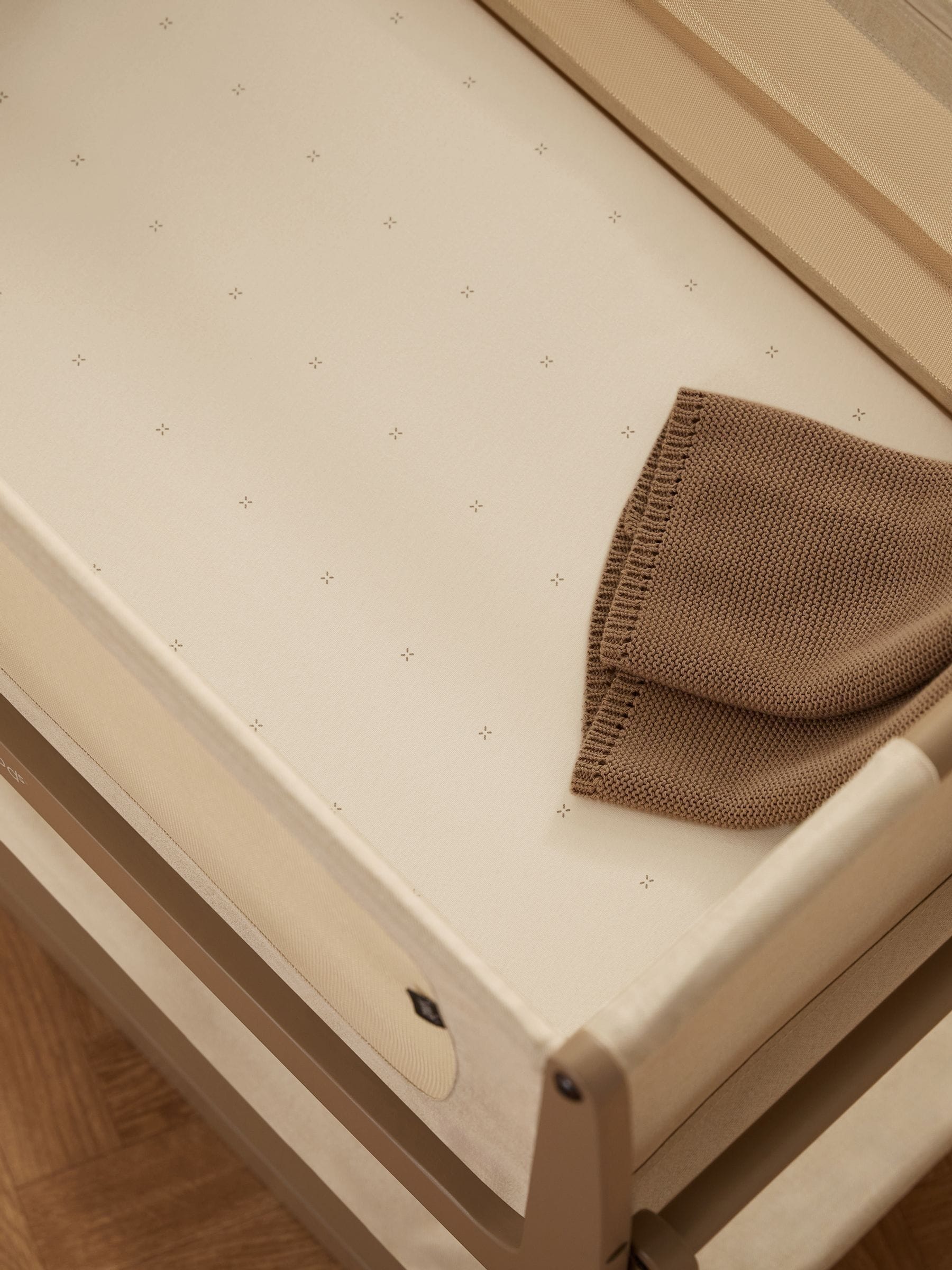 Snüz 2 pack cross crib sheets (British brand)