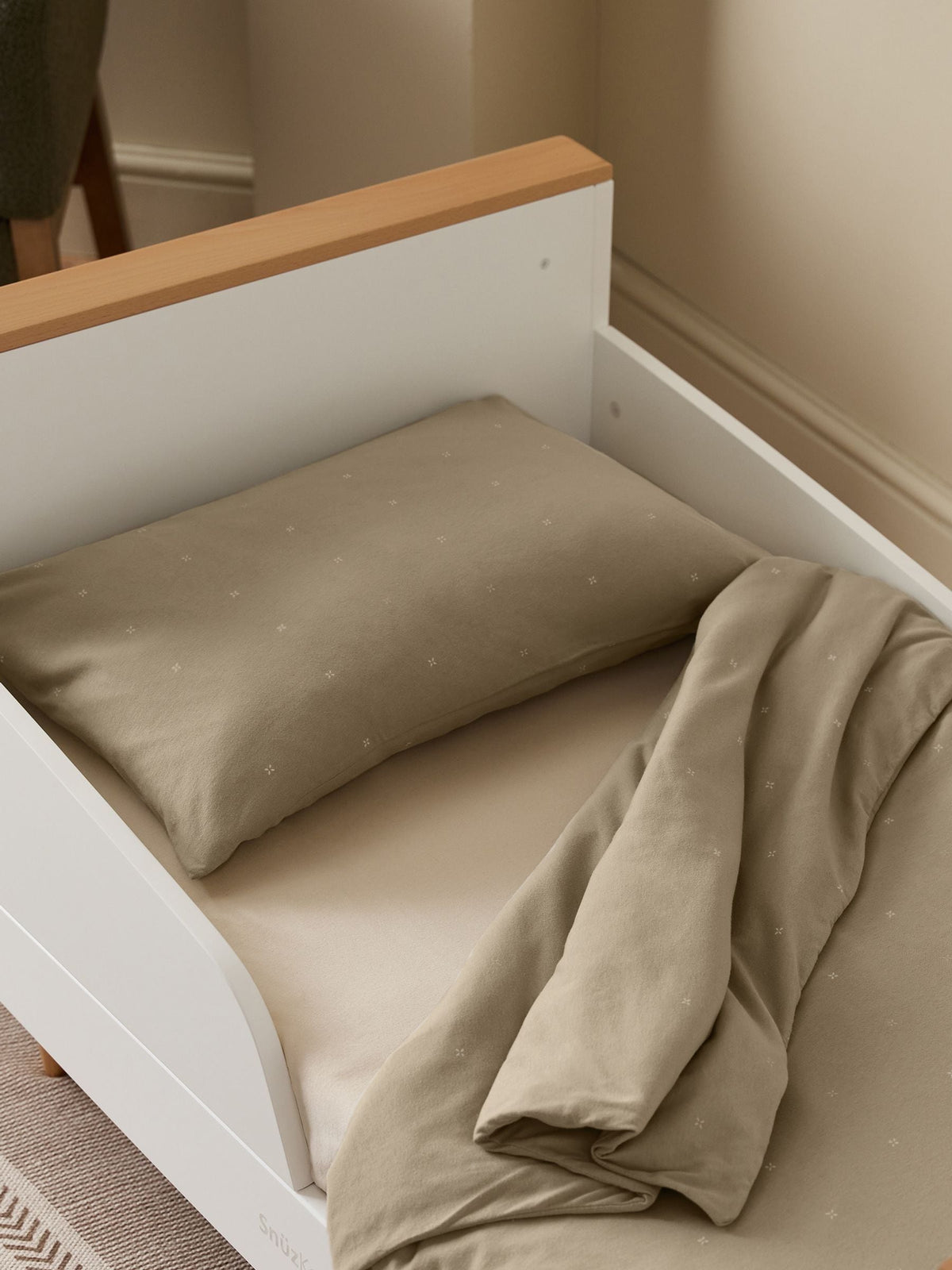 Snuz Sage Cross cot bed duvet set with pillowcase (British brand)
