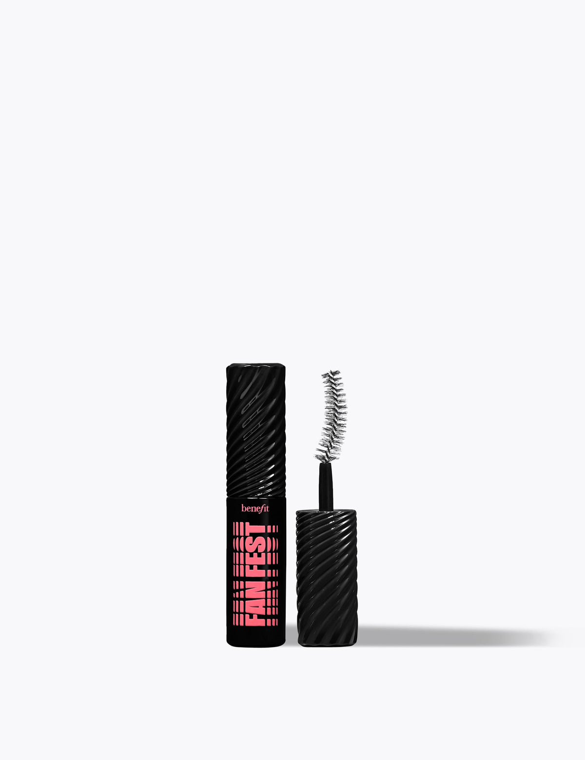 Fan Fest Fanning & Volumising Mascara Mini 8.5g - British product
