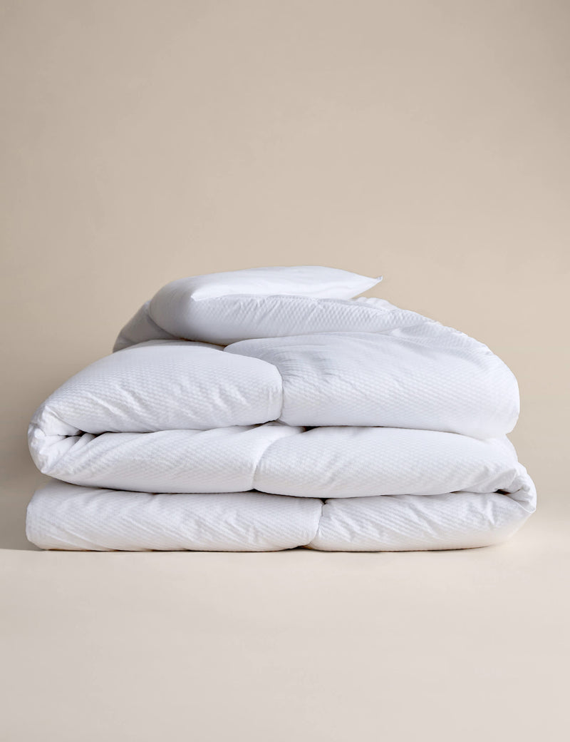 Guest Essentials 10.5 Tog duvet, UK version