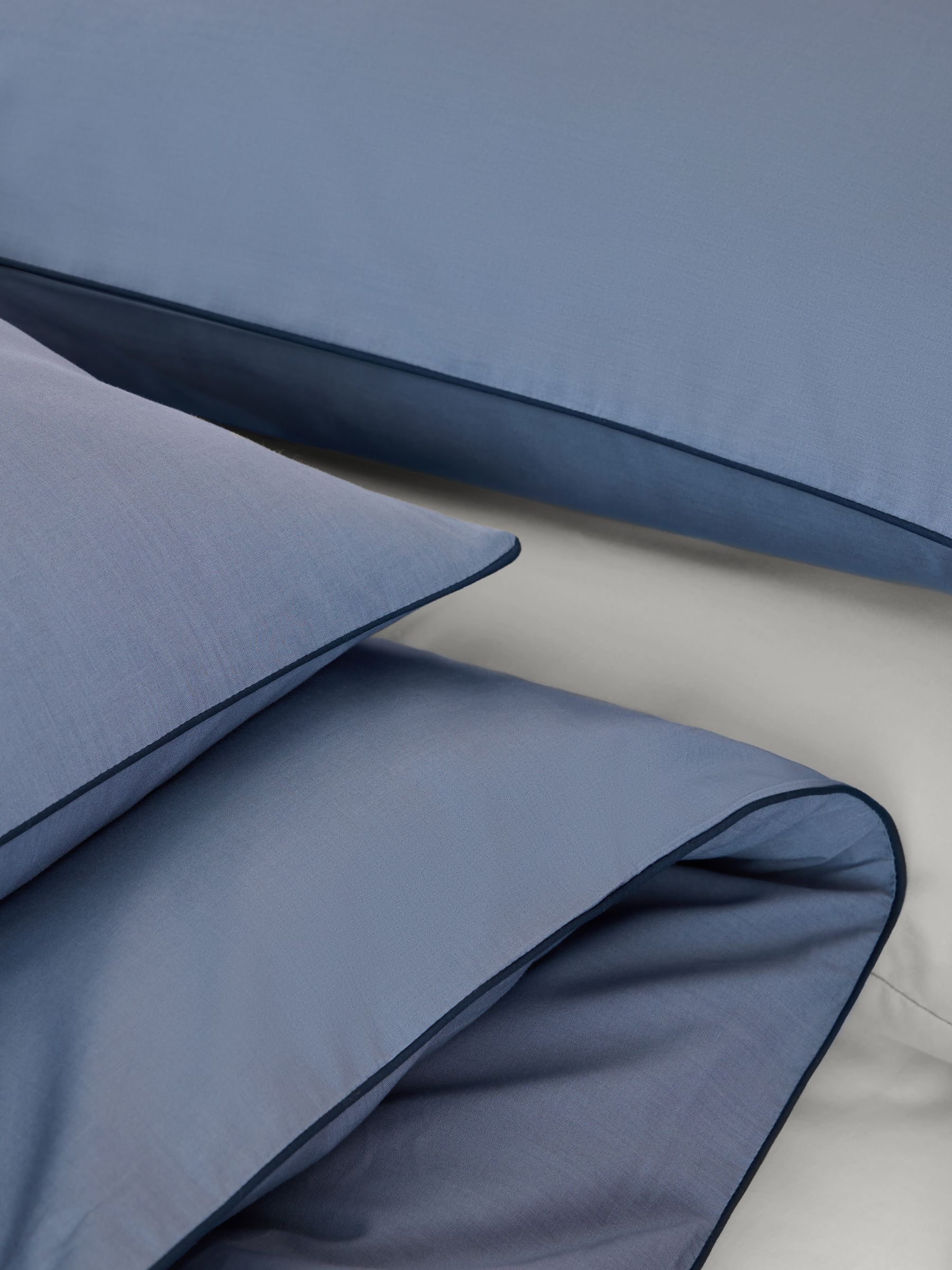 Blue Mid Cotton Rich duvet cover and pillowcase set - British product