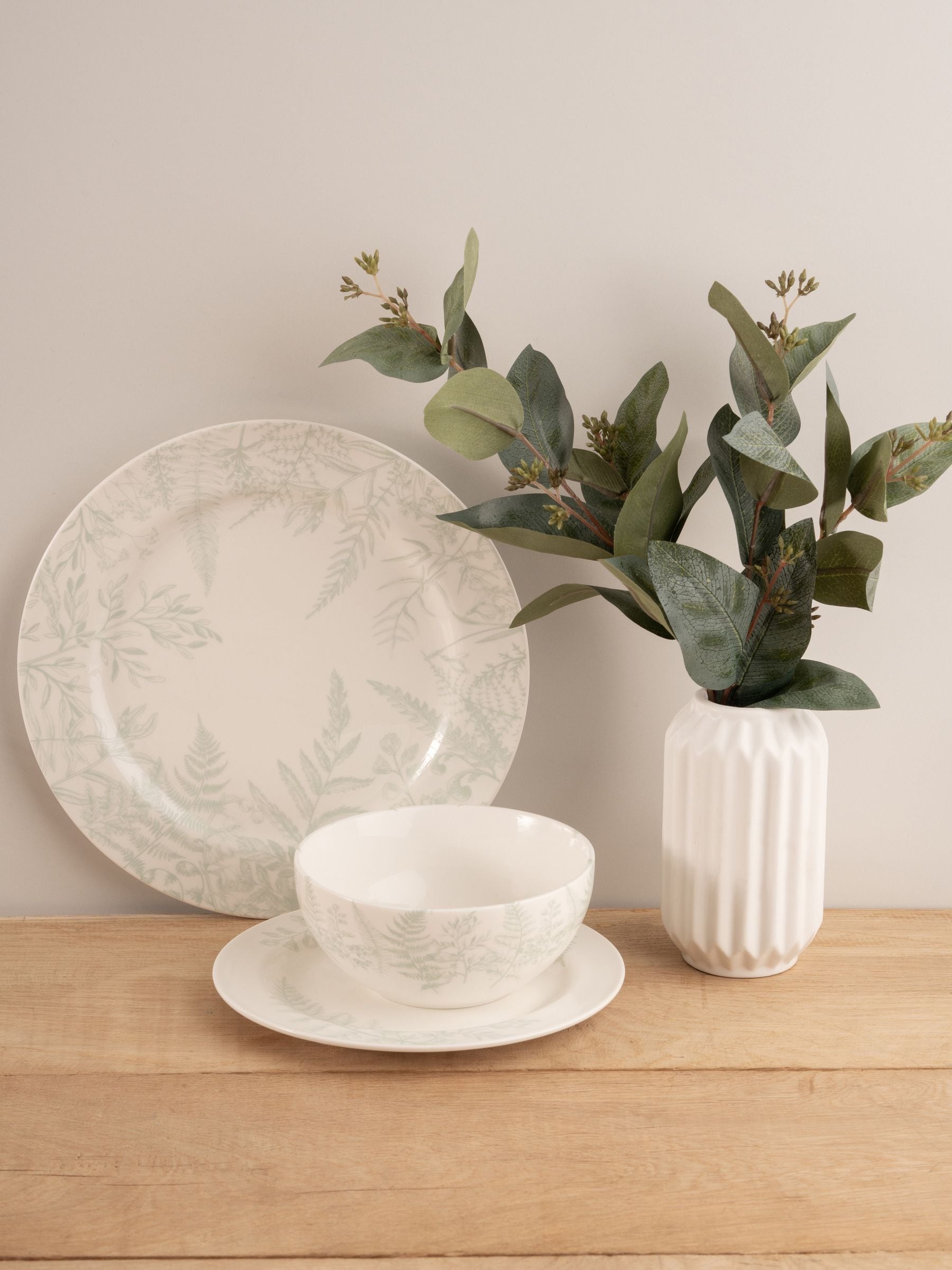 Mary Berry Green Botanical dinner set 12 piece, imported from the UK