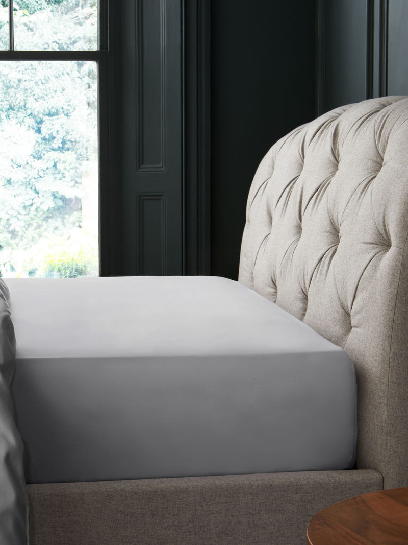 Silver Collection Luxe 1000 thread count sateen extra deep fitted sheet (British brand)