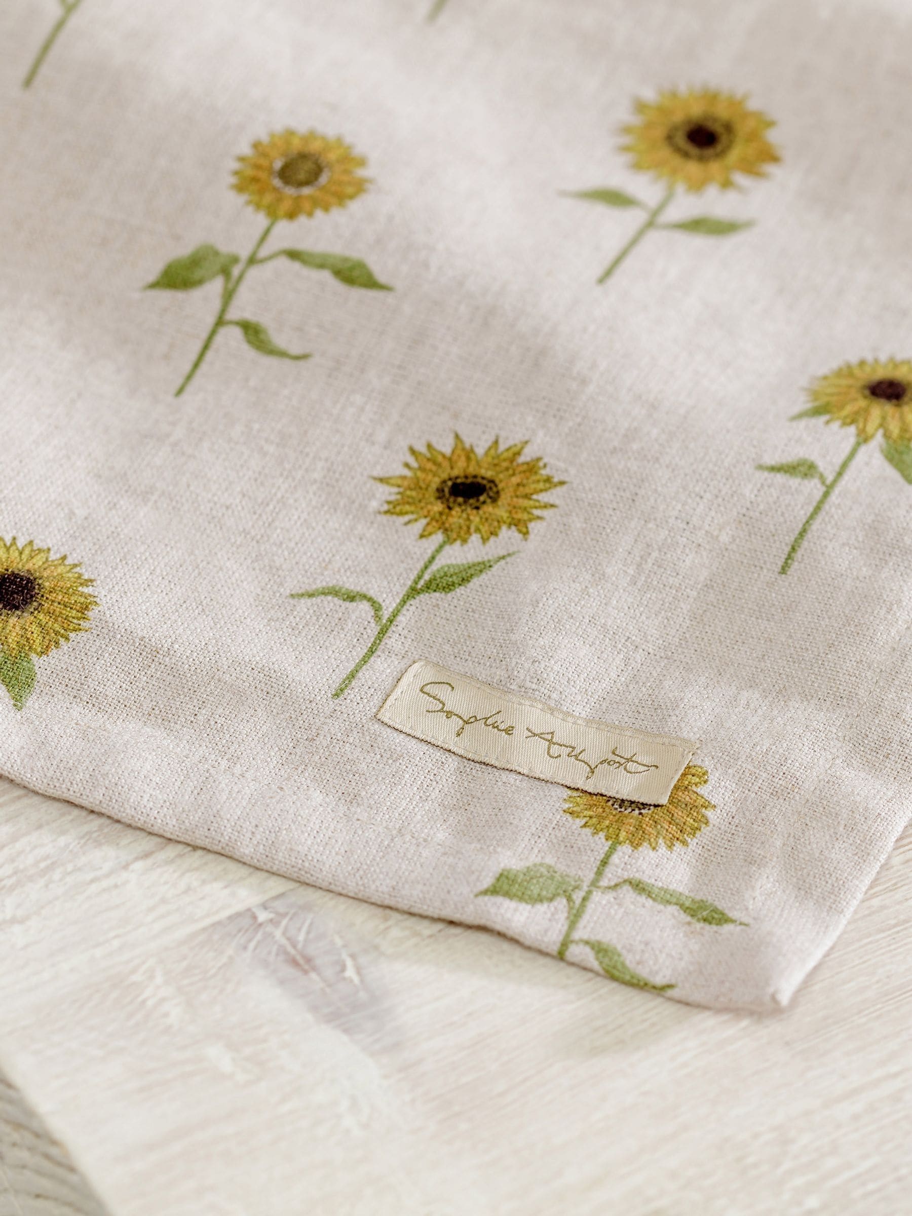 Sophie Allport natural linen sunflower table runner 280cm x 35cm (British brand)