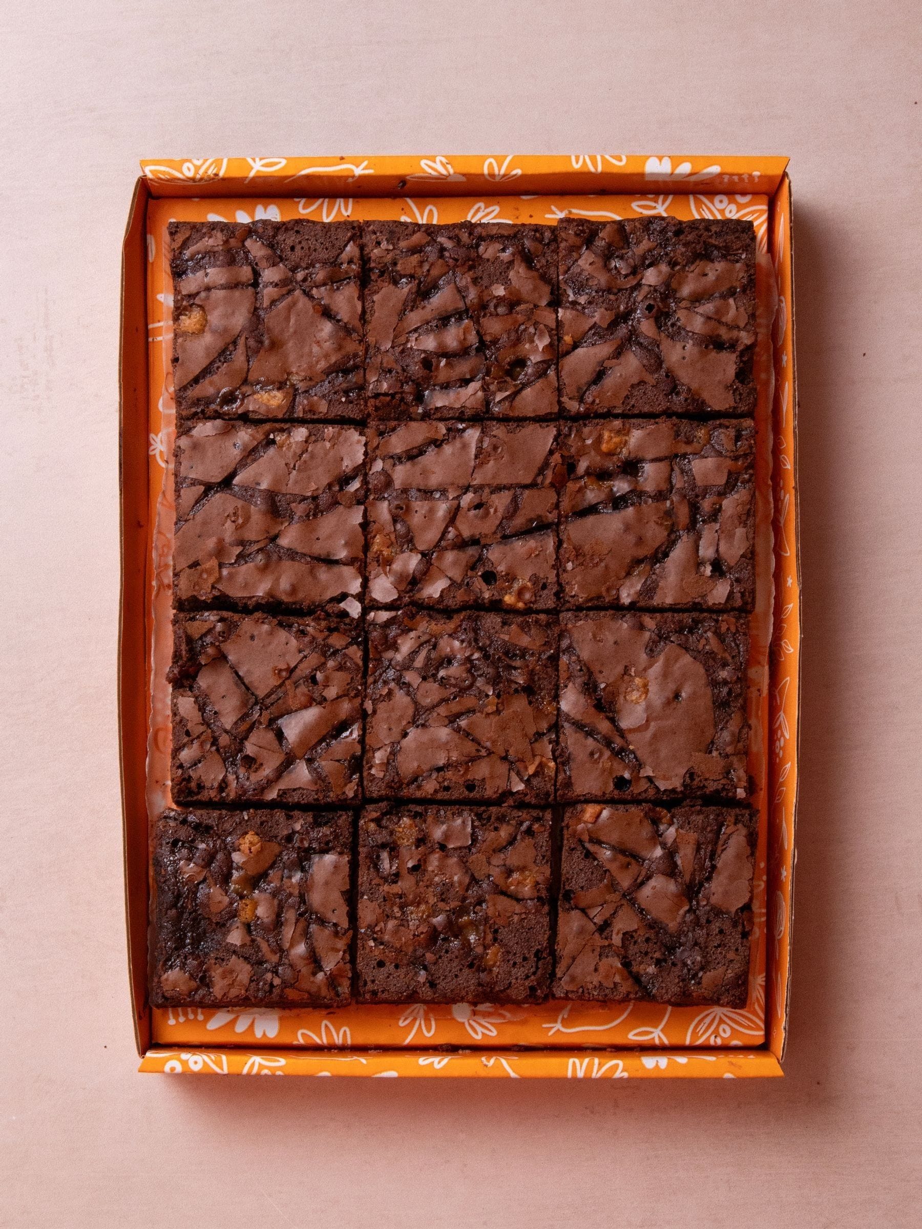 Cutter & Squidge Ultimate Fudge Brownies 12 square box - British product