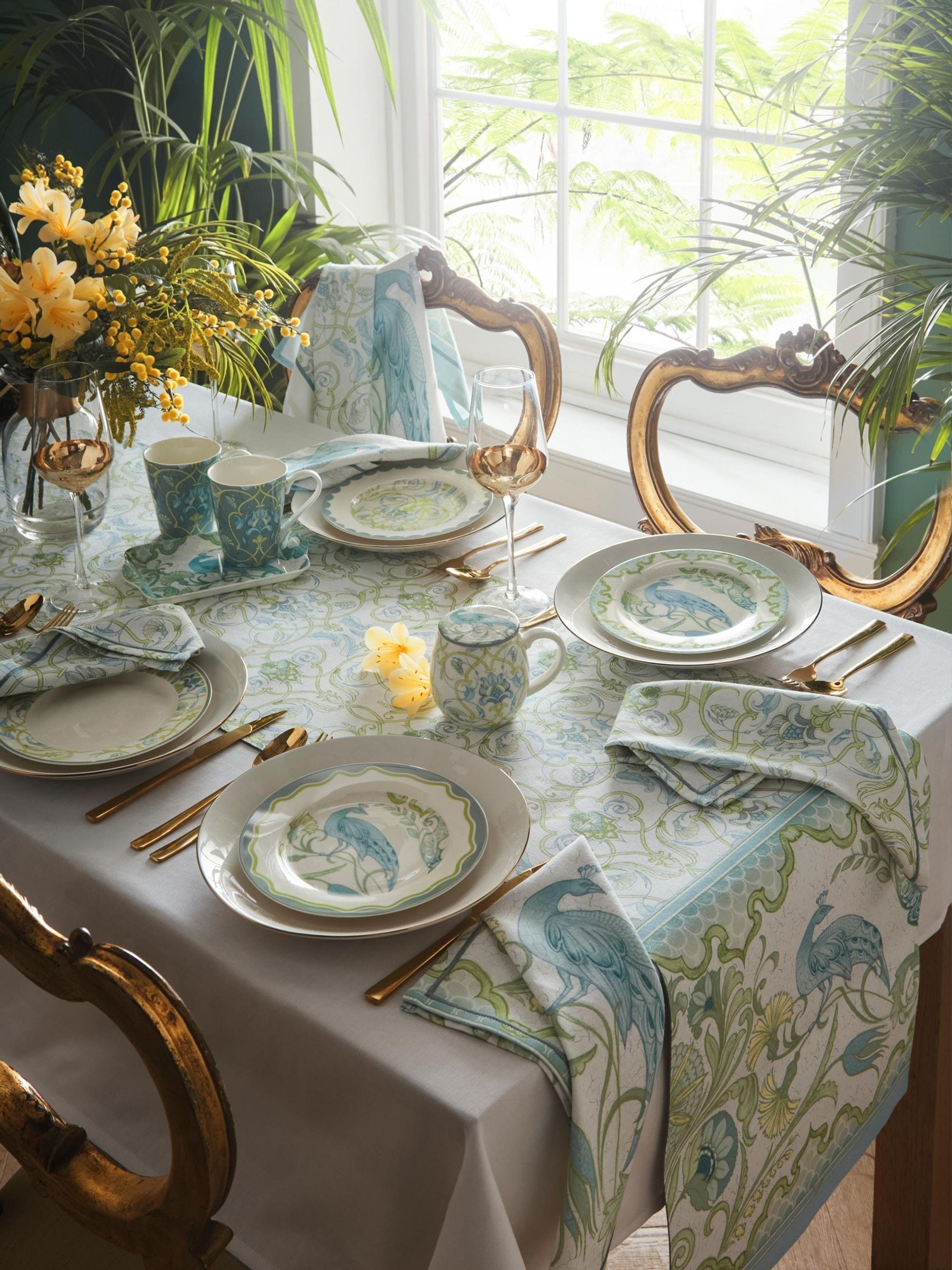 Laurence Llewelyn-Bowen Green Palm Print Court 100% Cotton Table Runner