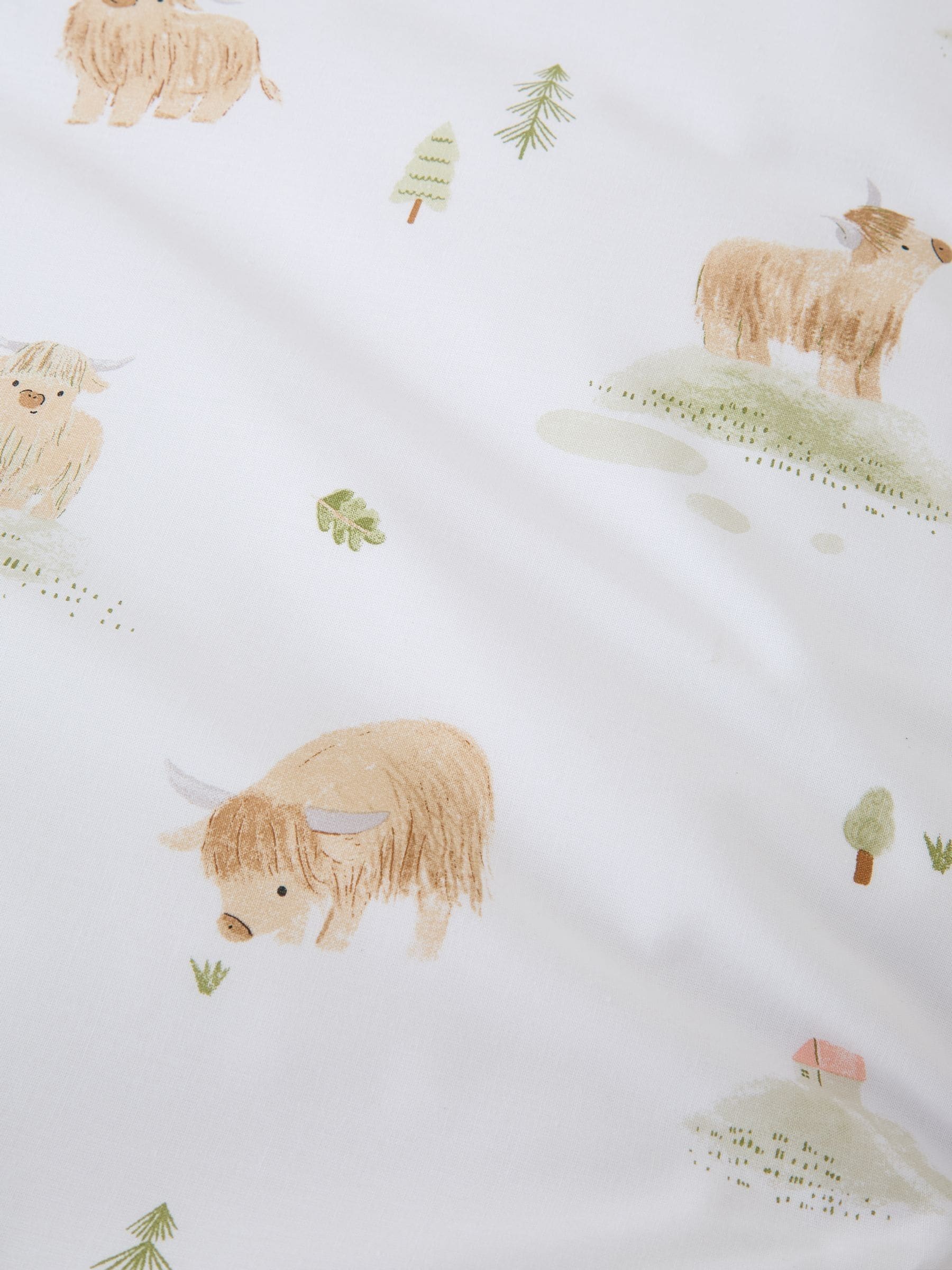 Bianca White Mini Moo Cow fitted sheet - British product