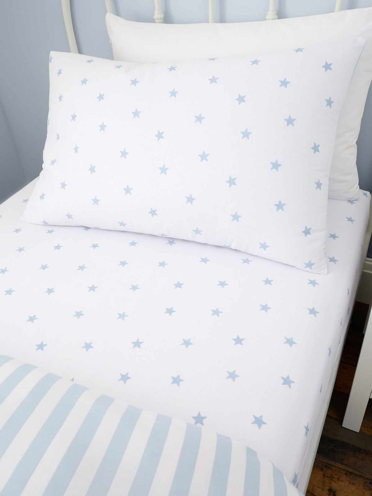 Bianca blue mini star & stripes cotton fitted sheet - British product