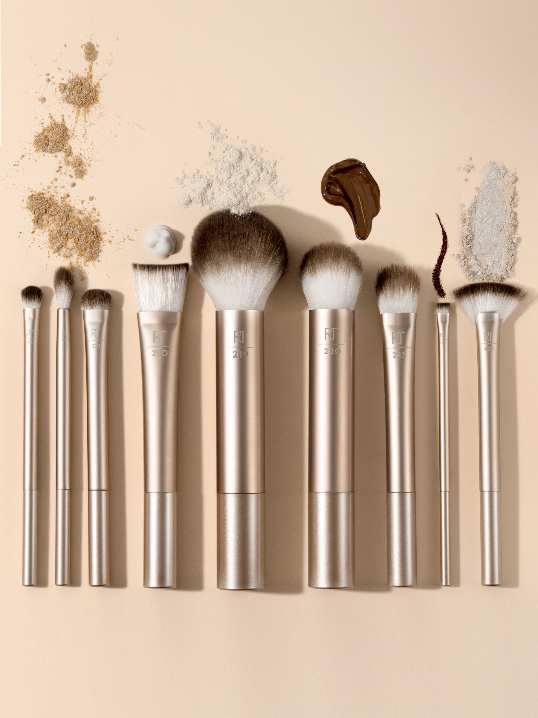 Real Techniques Au Naturel Complete Makeup Brush Kit