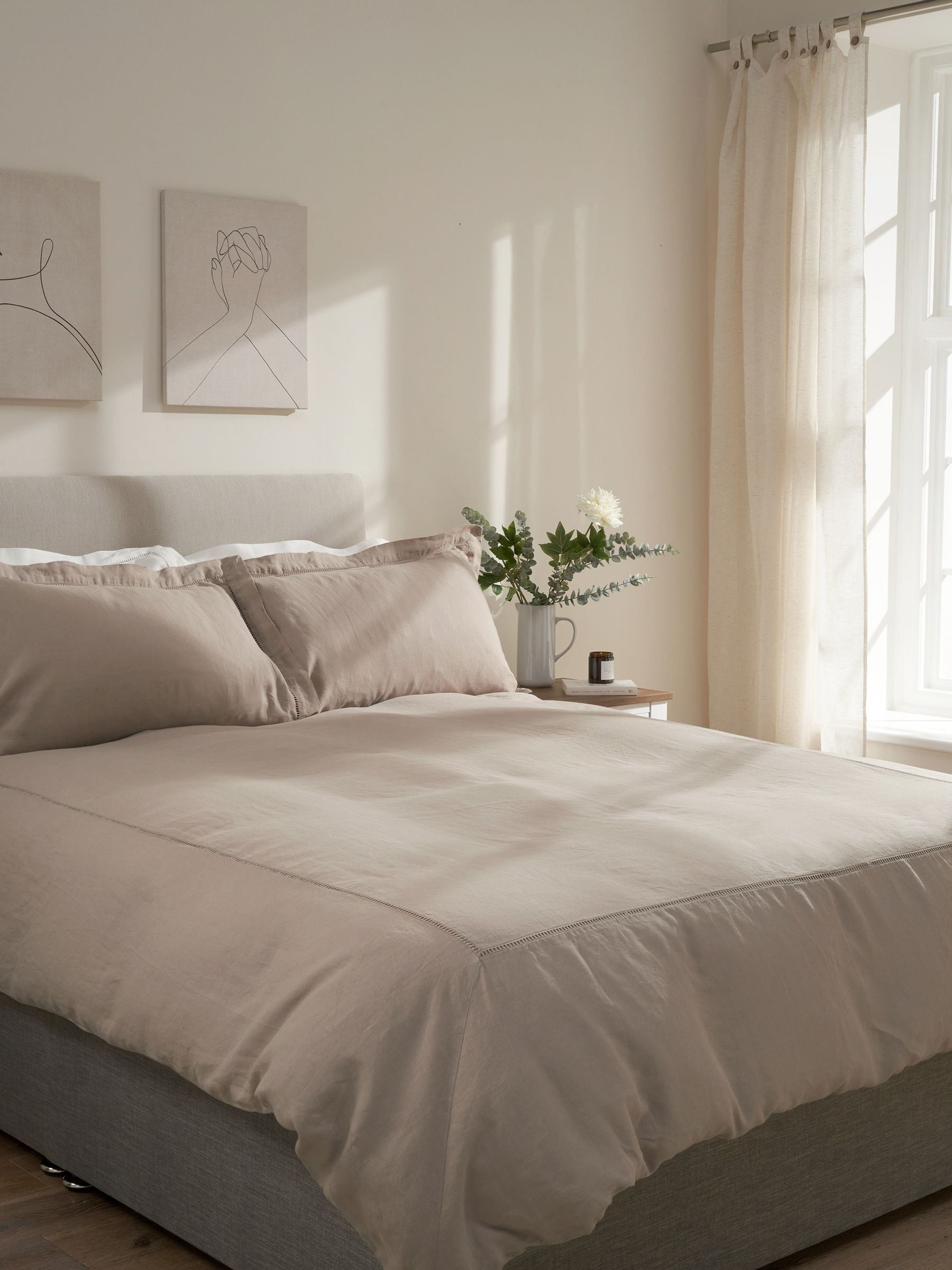 Mushroom Ladder Detail linen duvet cover (British brand)