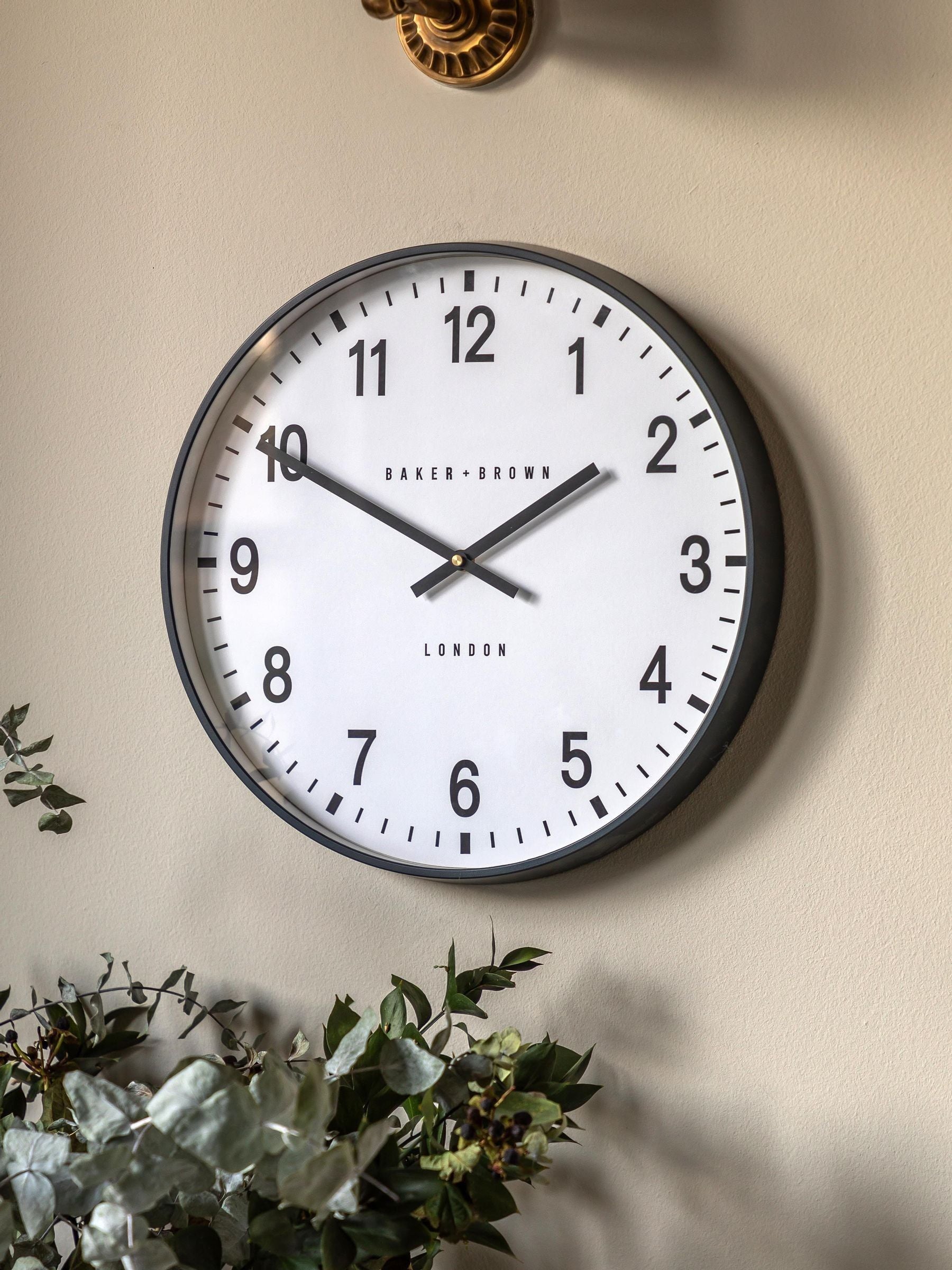 Gallery Home Grey Cambridge wall clock 40cm, UK version