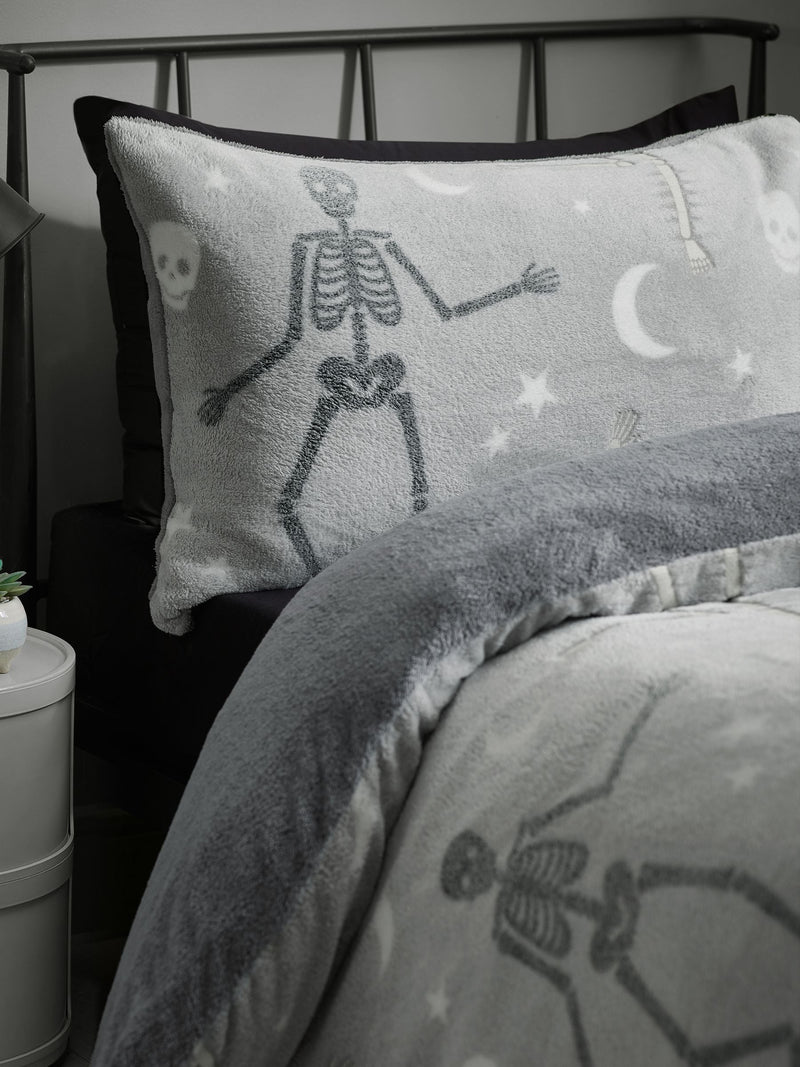 Catherine Lansfield Grey Halloween Skeleton Fleece Duvet Cover Set - British product