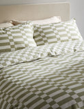 Cotton rich geometric bedding set - British product
