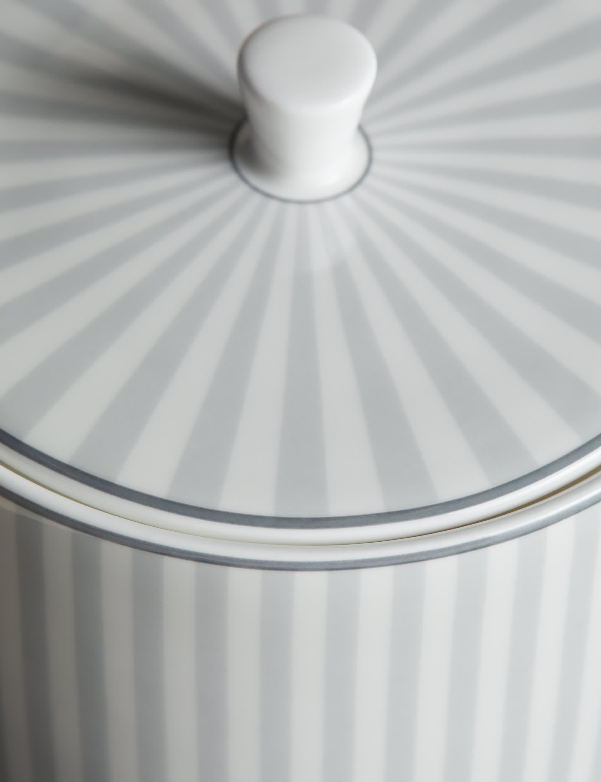 Hampton bone china sugar bowl, UK version