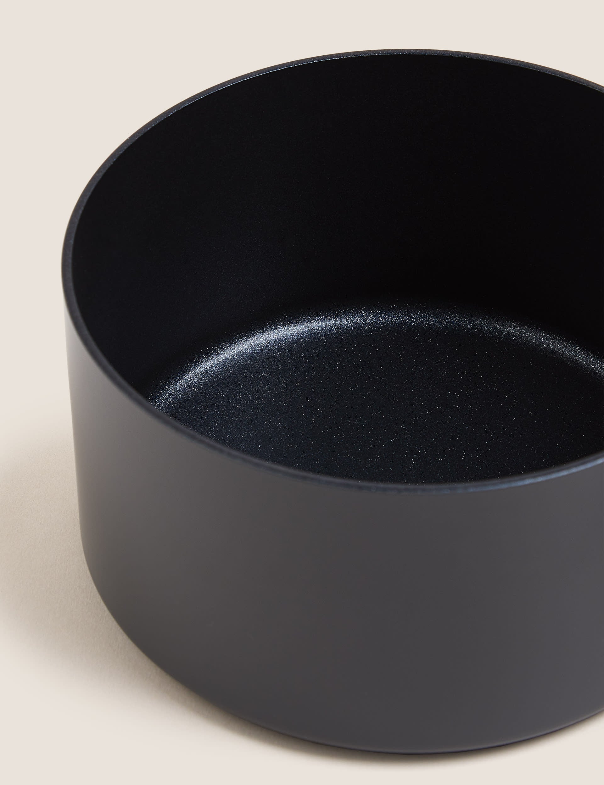 Hard anodised 16cm saucepan, UK version