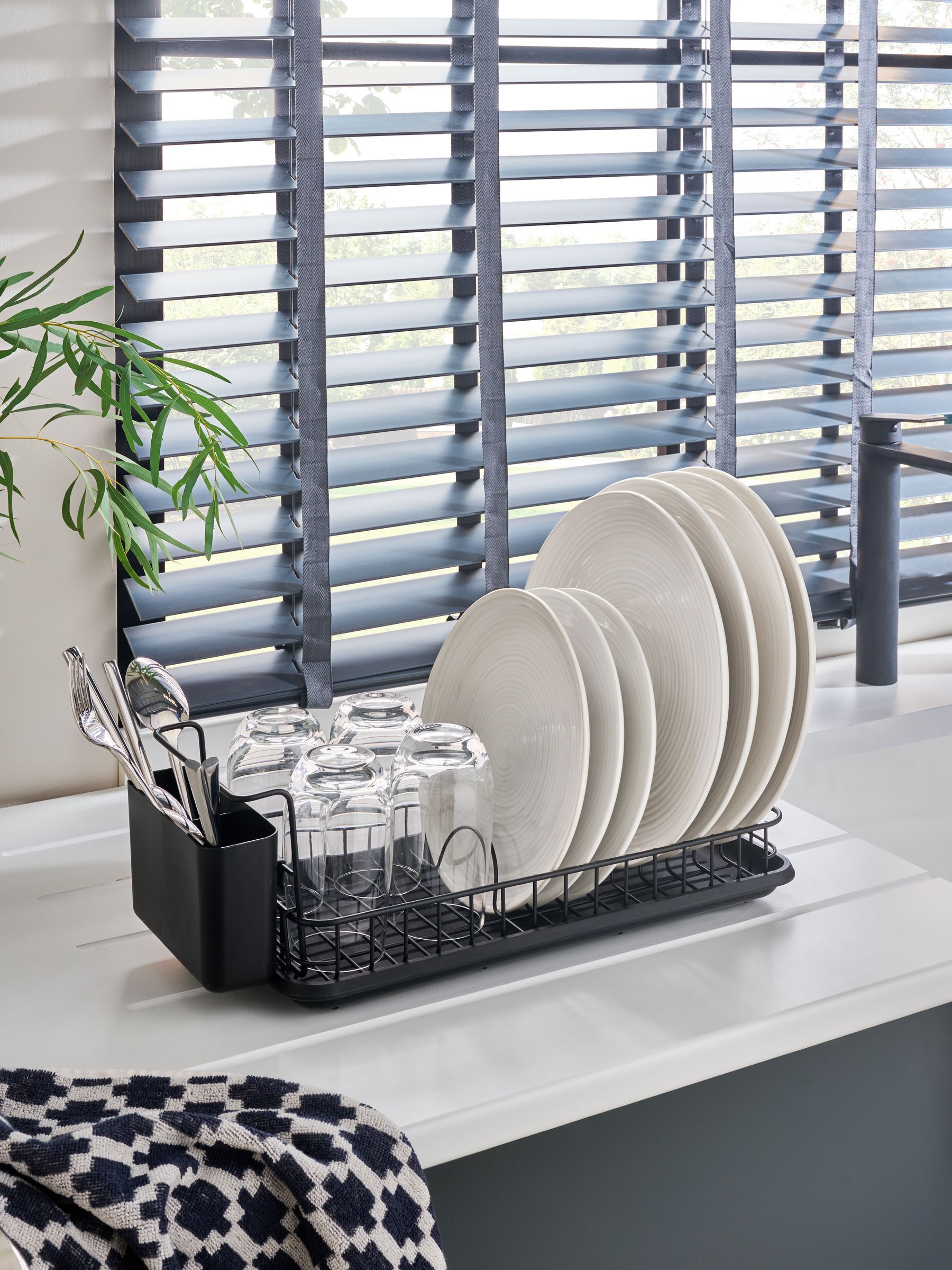 Black mini space-saving drainer 15.5cm x 43cm x 21.5cm - British product