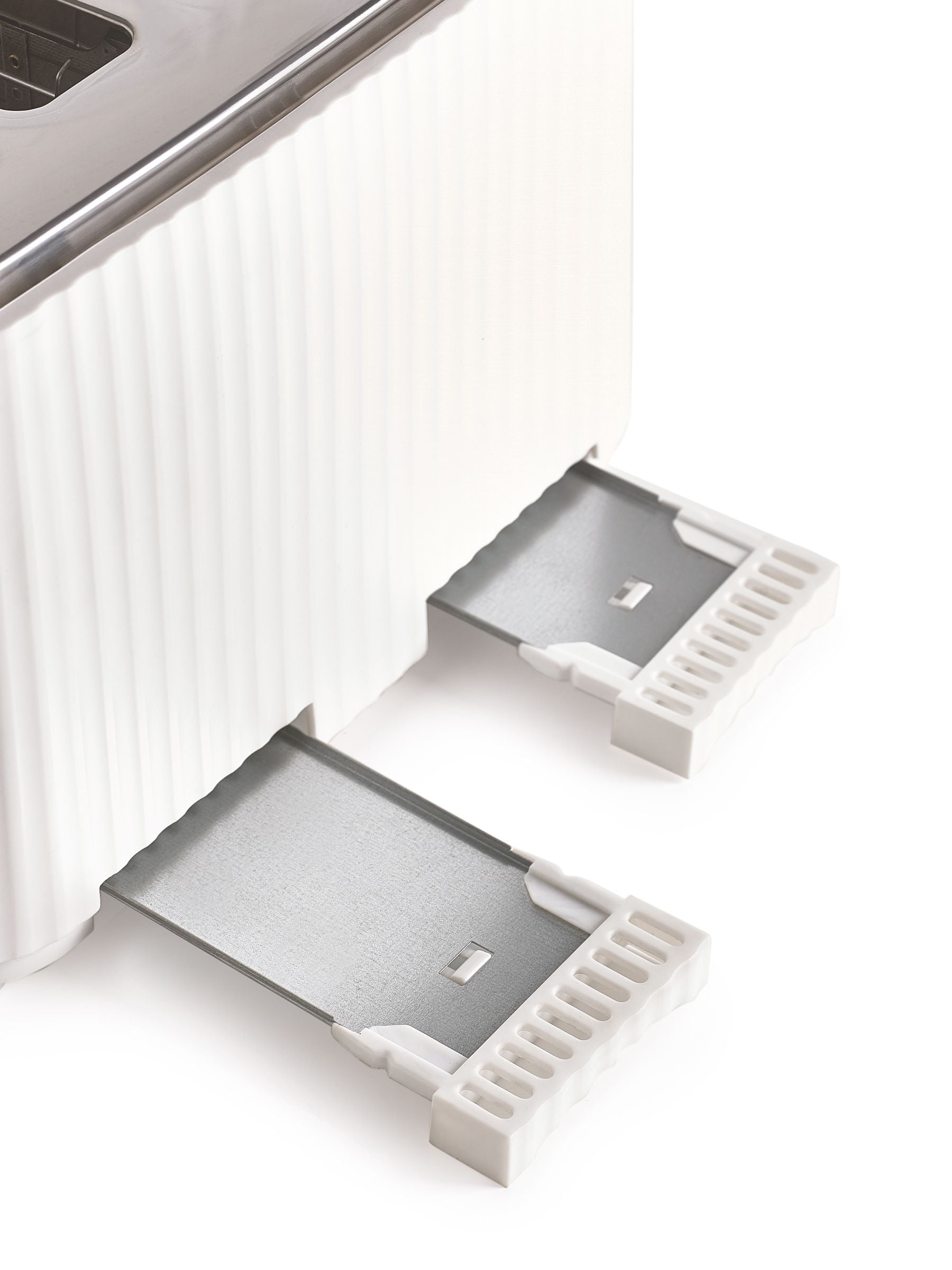 White Sleek 4 Slice Toaster (British brand)