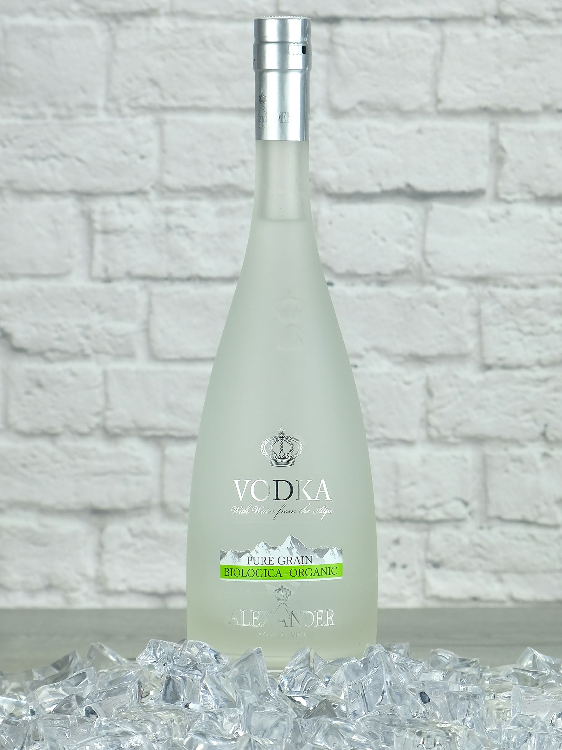 LeBonVin vodka 700ml bottle, UK version