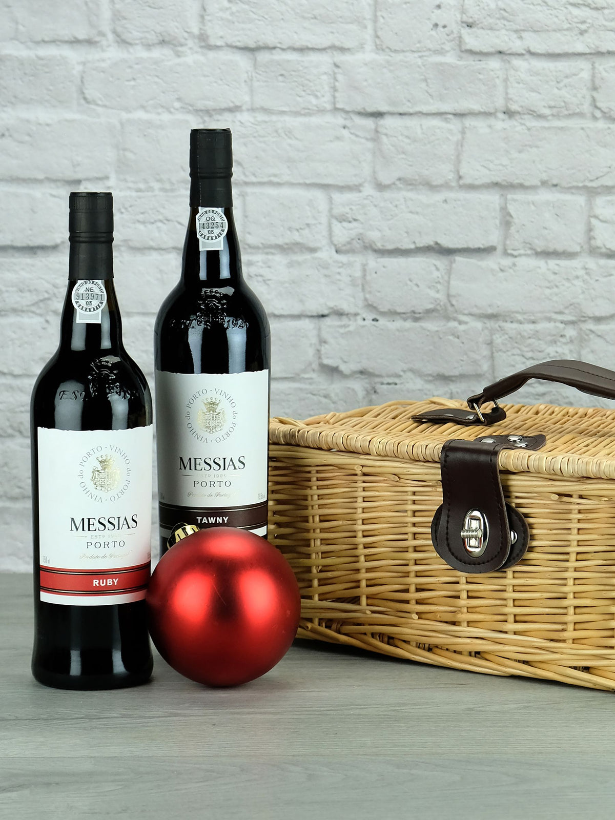 Messias port duo gift set Ruby and Tawny port 2x 750ml bottles, UK version