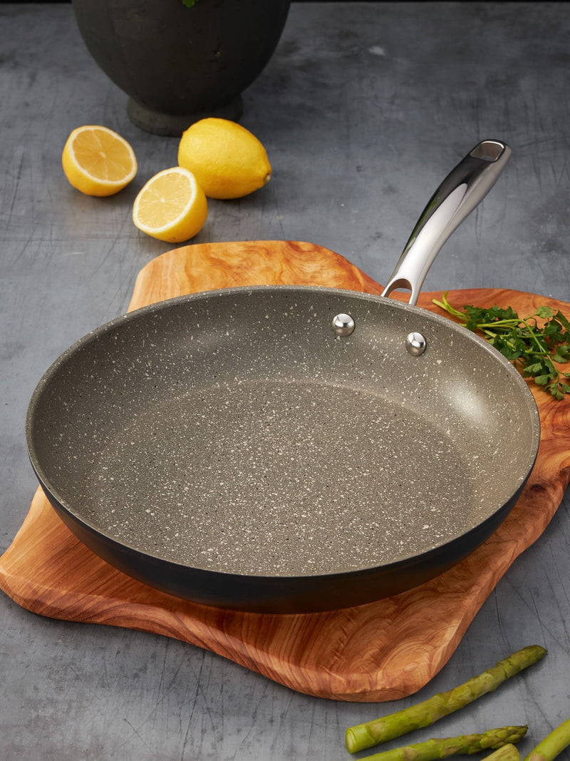 Stellar Grey Rocktanium frying pan 28cm (British brand)