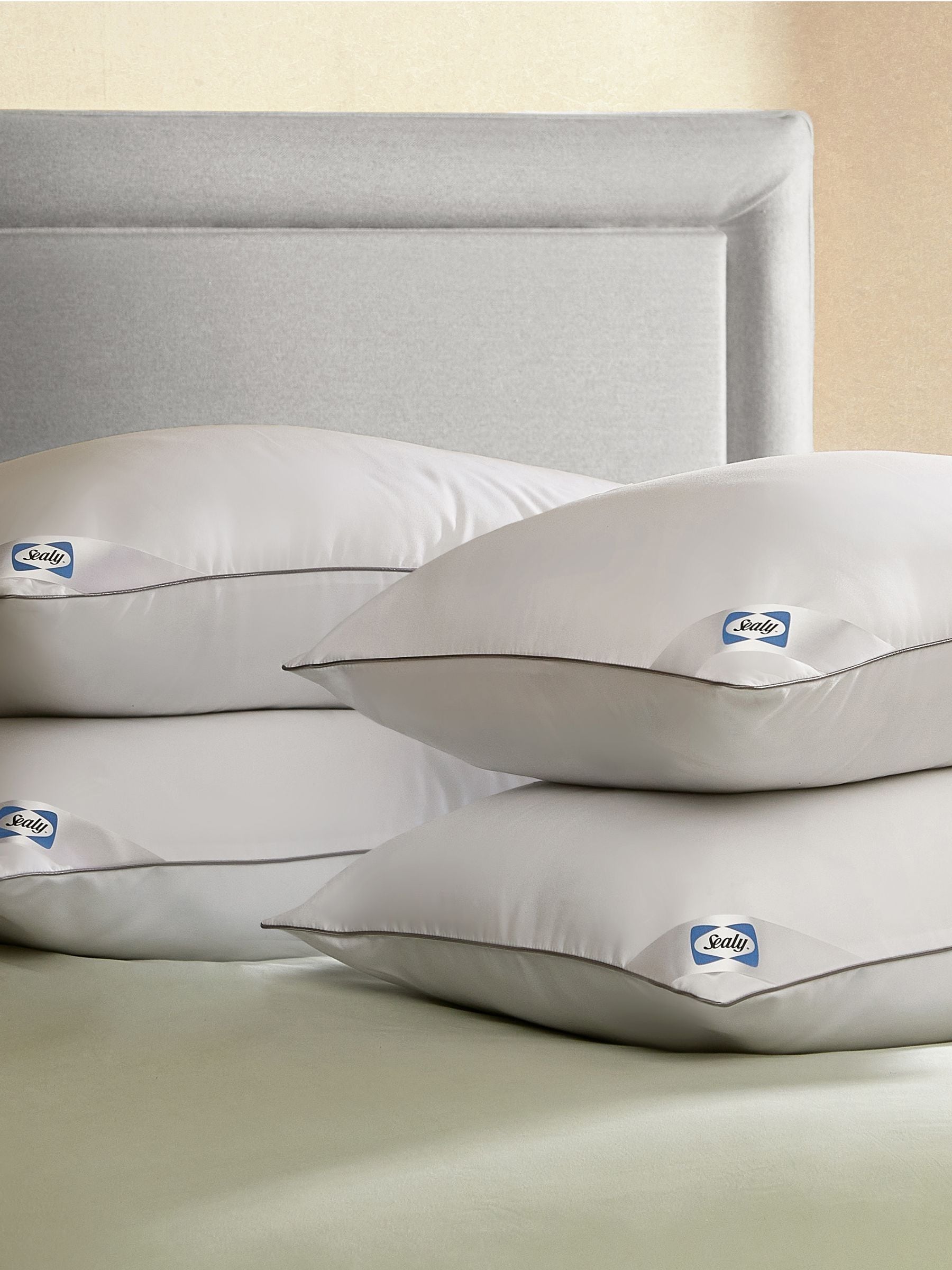 Sealy Set of 2 Anti Allergy 4 Pack Pillows