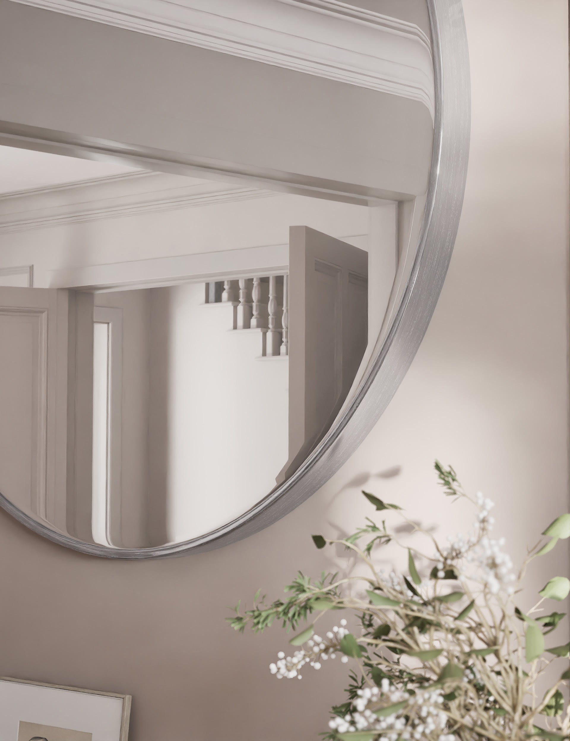 Metal circle wall mirror 80cm, imported from the UK
