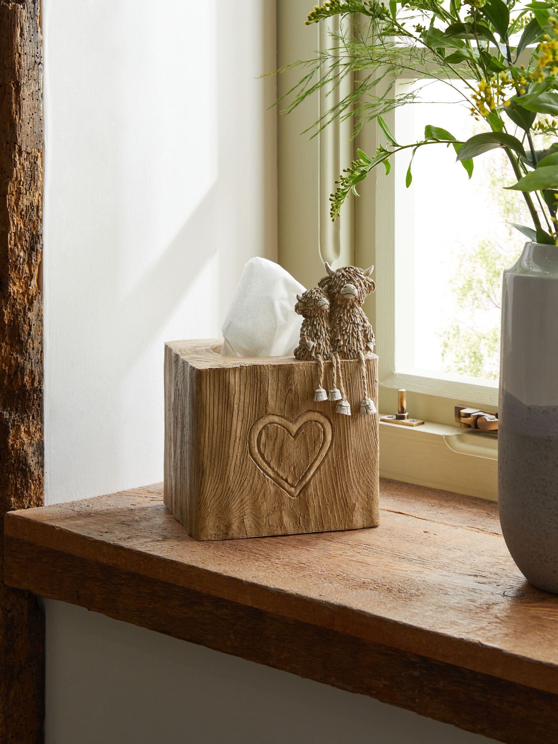 Hamish brown tissue box resin holder with cows, UK version