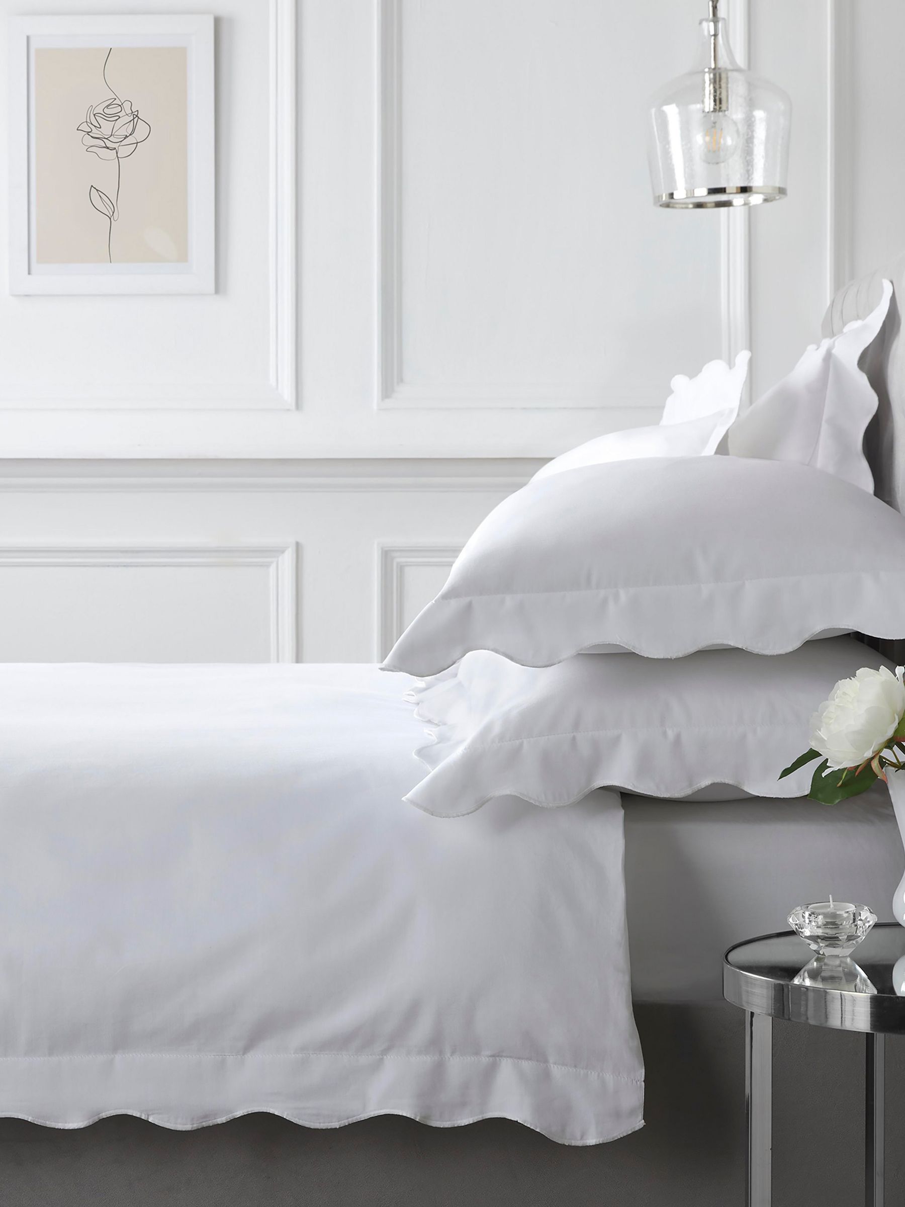 Appletree white scallop edge duvet cover set - British product