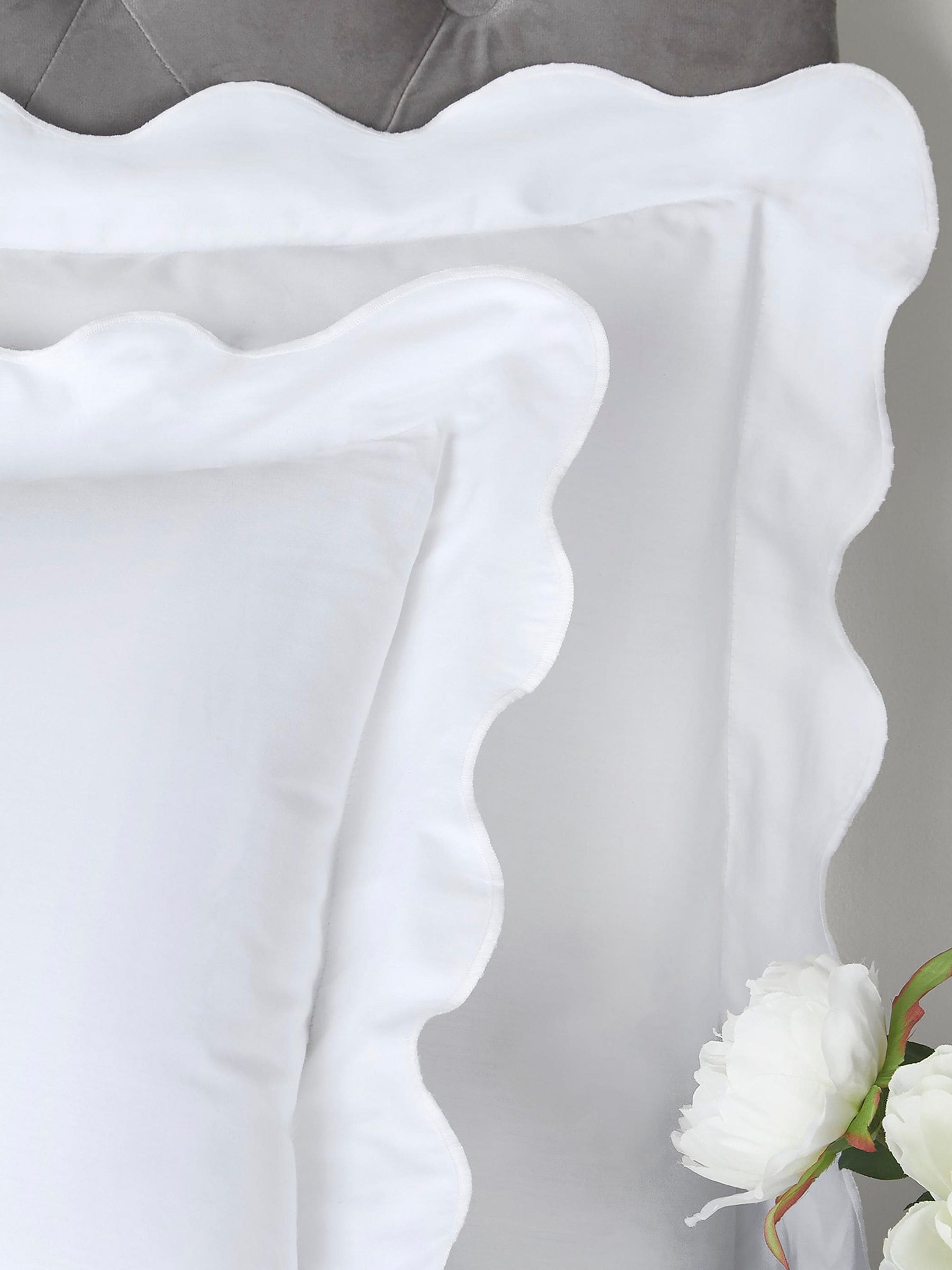 Appletree white scallop edge duvet cover set - British product