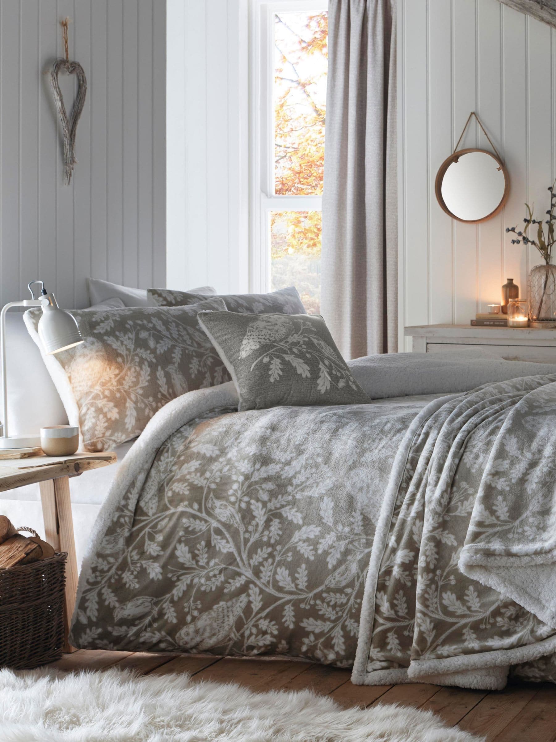 Dreams & Drapes green woodland owls plush fleece duvet cover set - British product