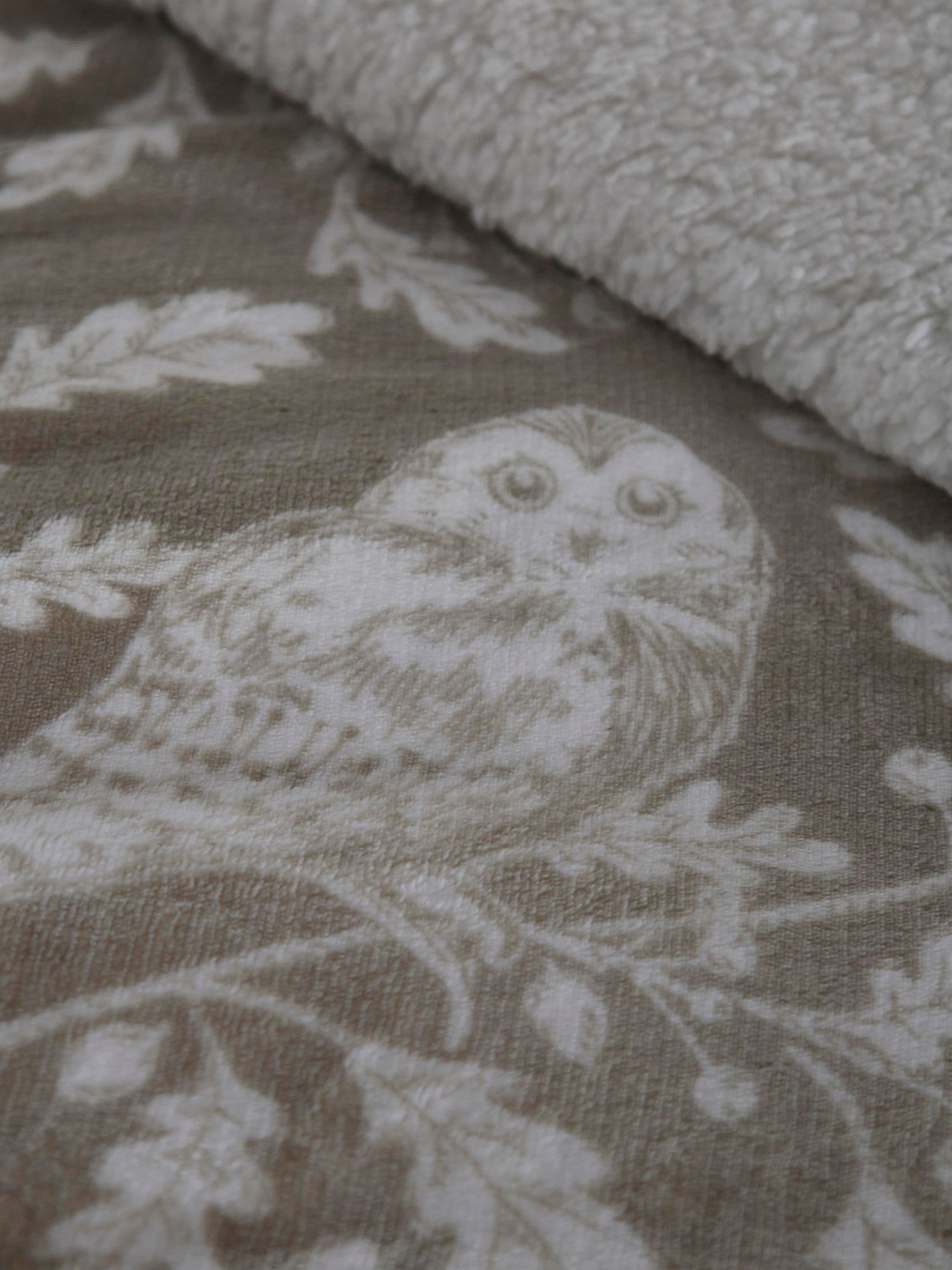 Dreams & Drapes green woodland owls plush fleece duvet cover set - British product