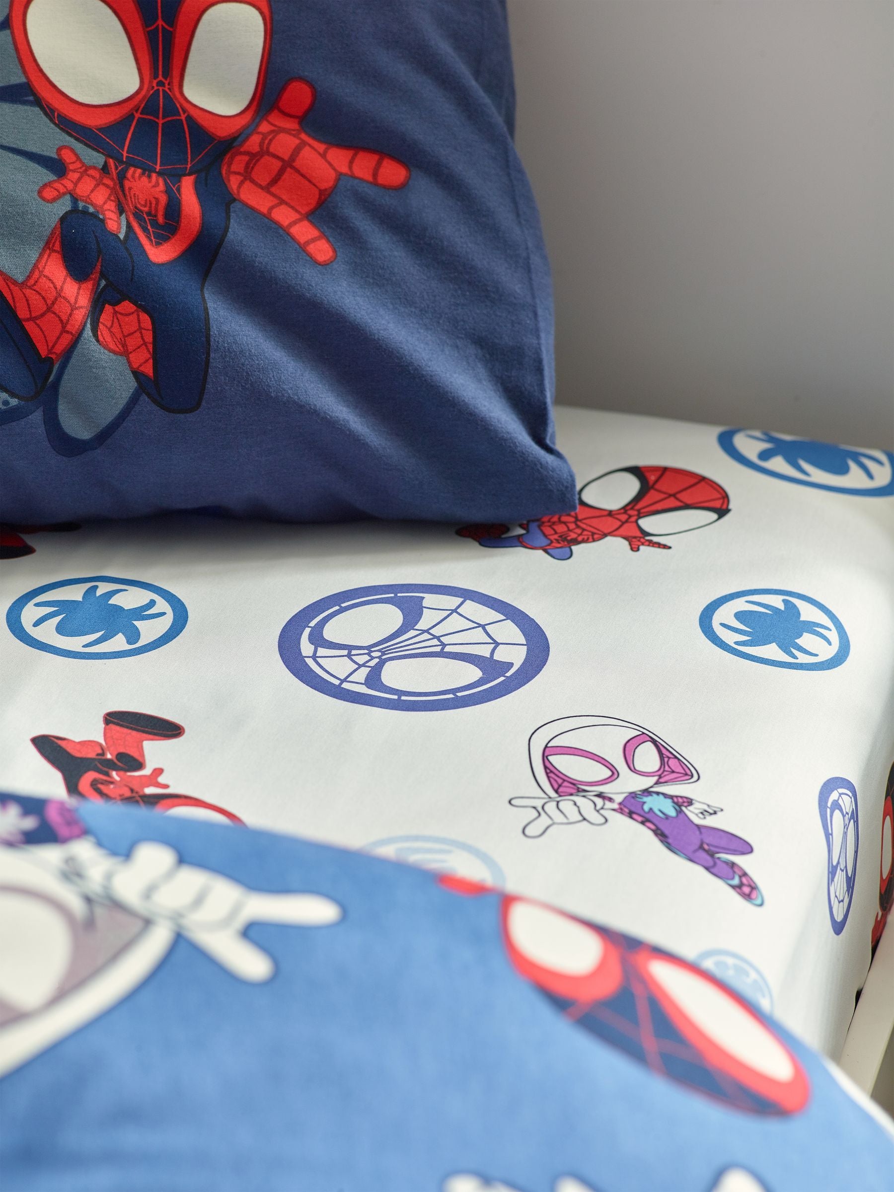 Disney Spidey fitted sheet, imported from the UK