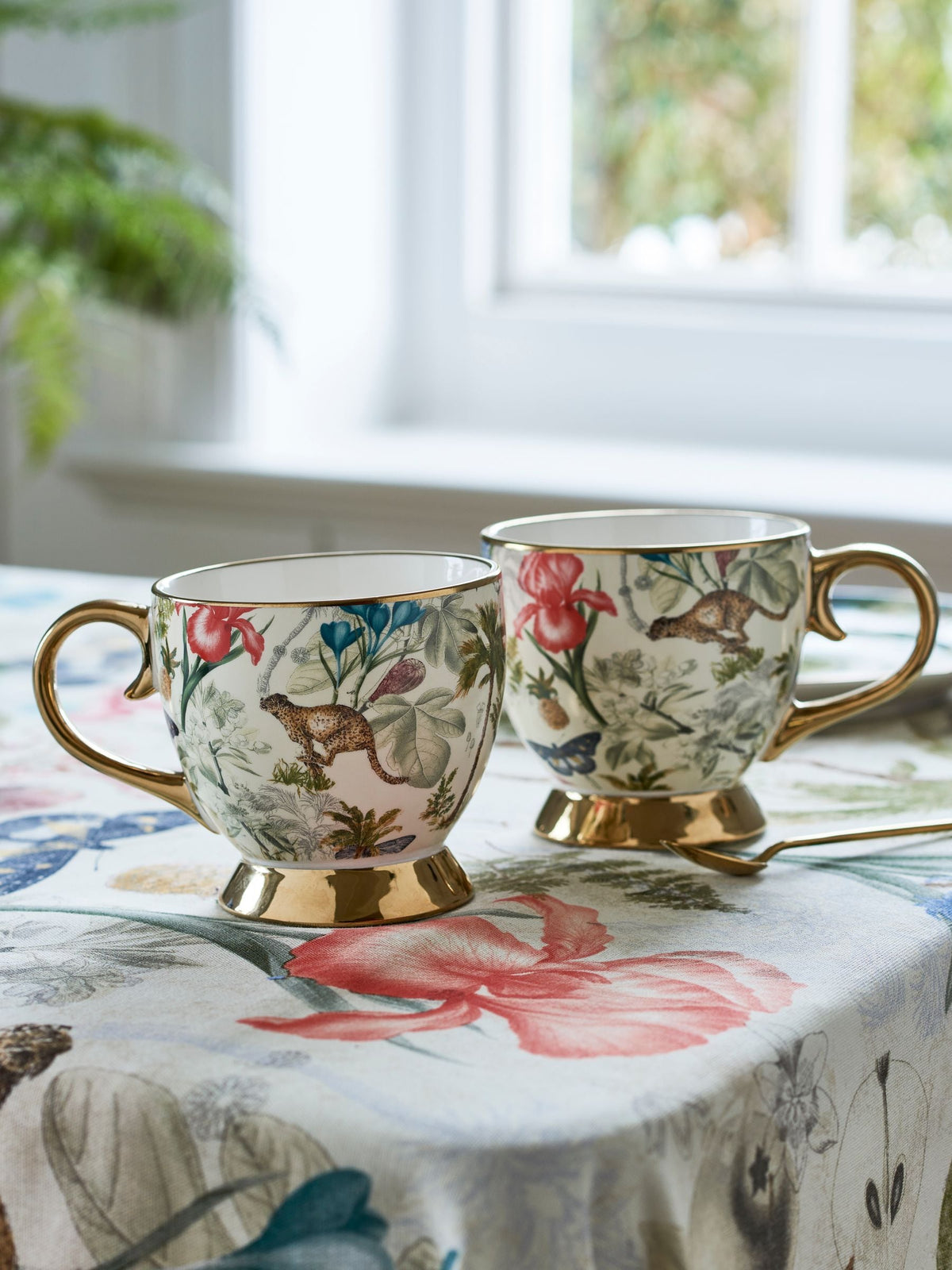 Clarke & Clarke tropical green footed mugs set - British product