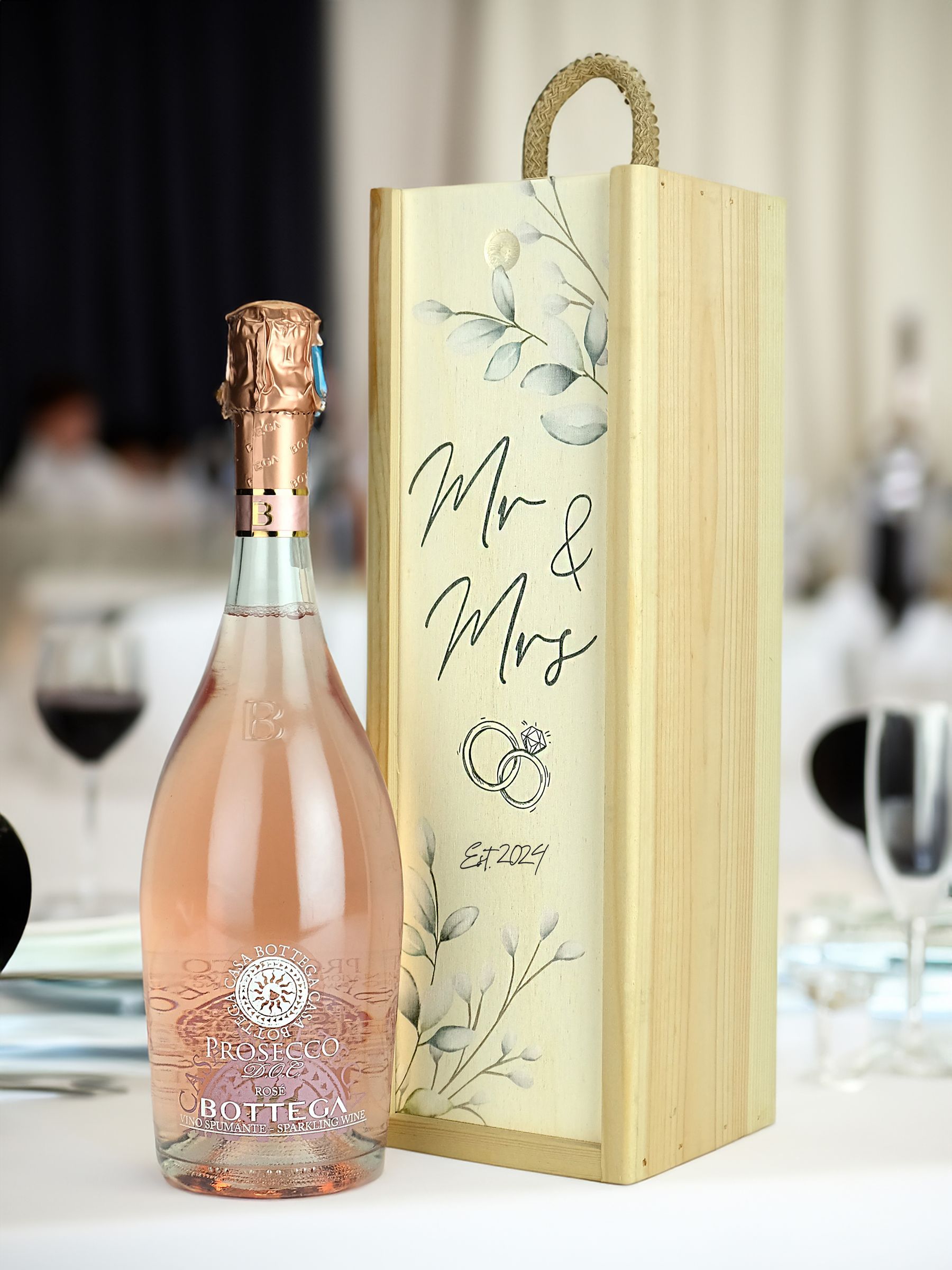 Le Bon Vin Mr & Mrs Prosecco Rosé sparkling wine 750ml, UK version