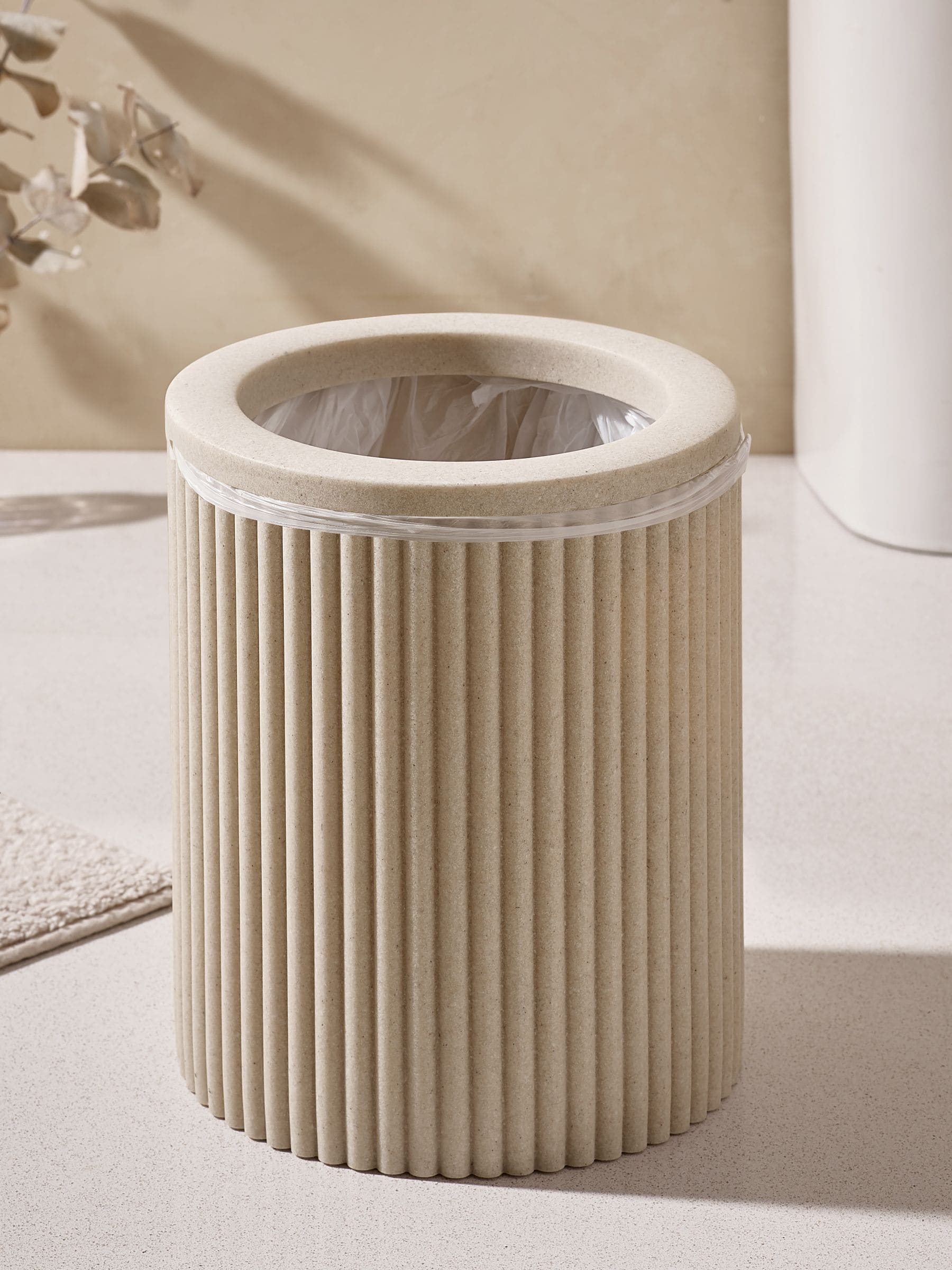 Natural Resin Ribbed Bin