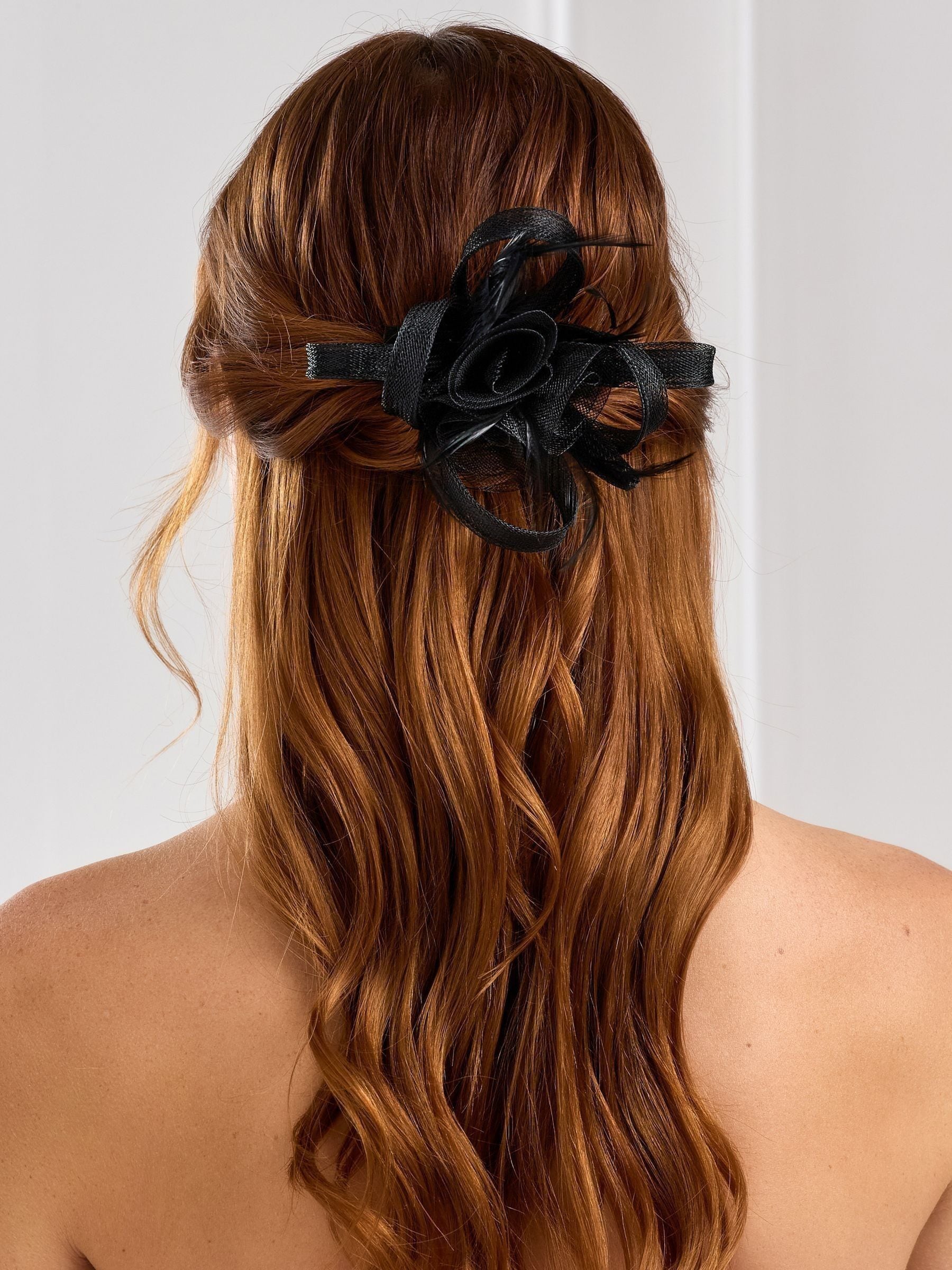 Jon Richard black small fascinator with hair clip, UK version