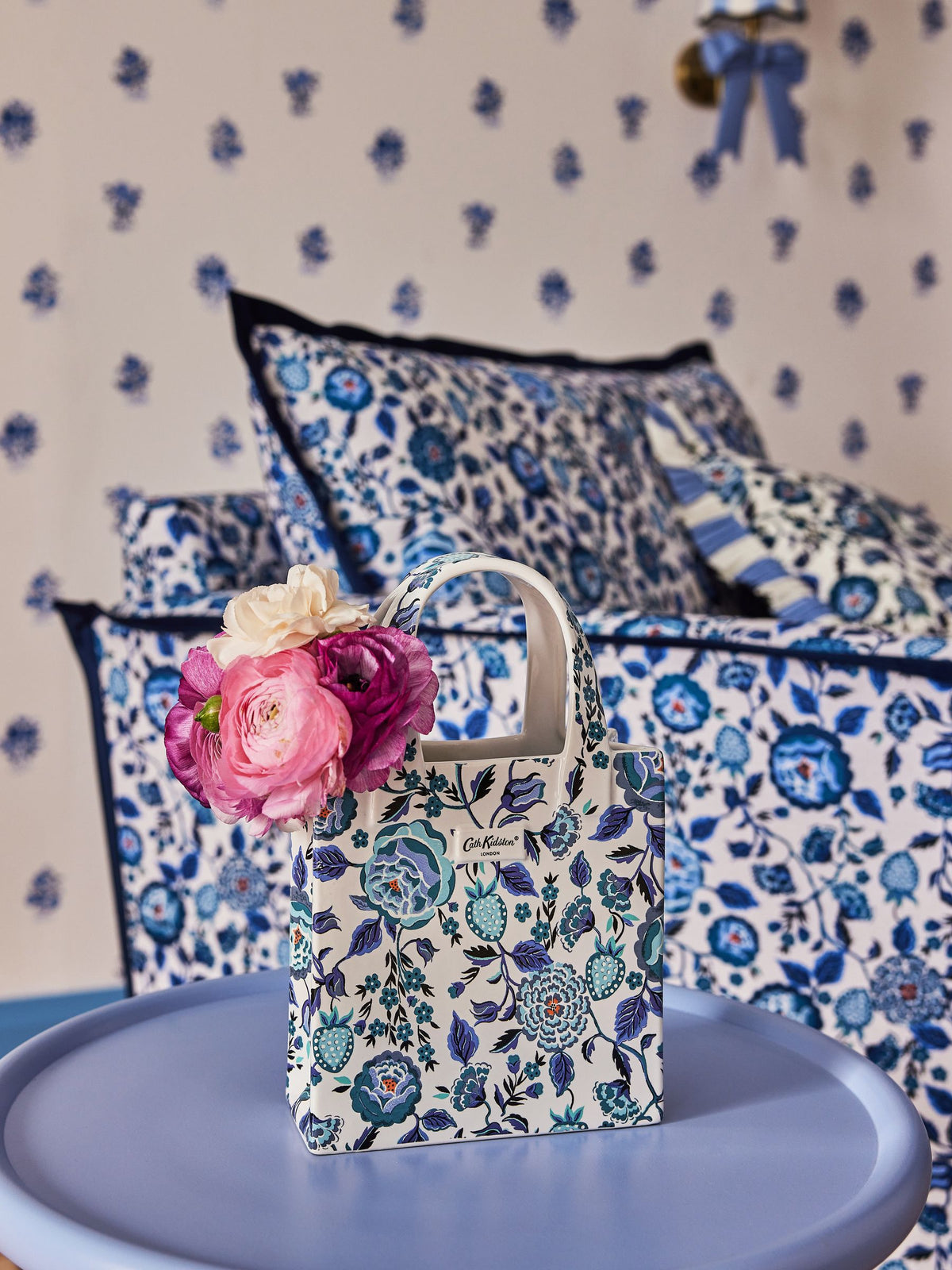 Blue Handbag-Shaped Decorative Vase