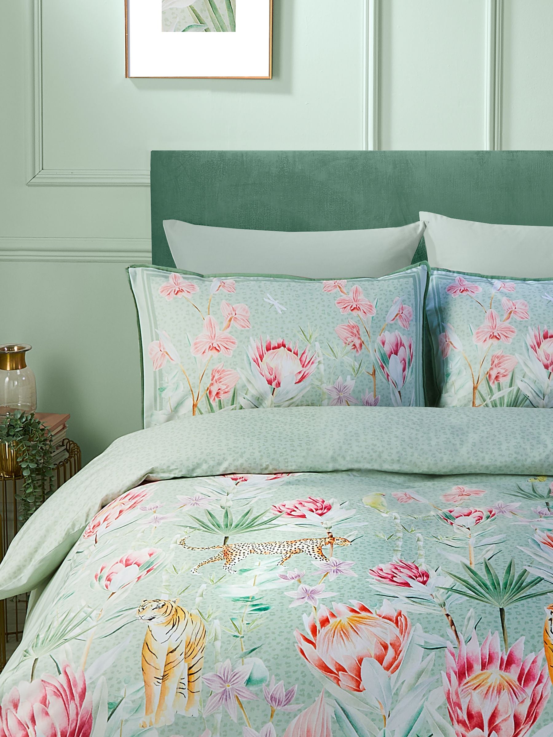 Soiree Green Tropical Leopard duvet cover set (British brand)