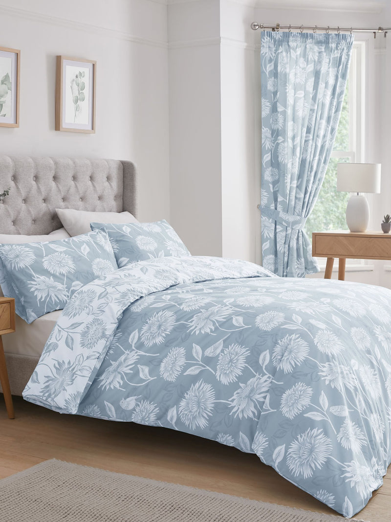 Dreams & Drapes blue chrysanthemum reversible duvet cover set - British product