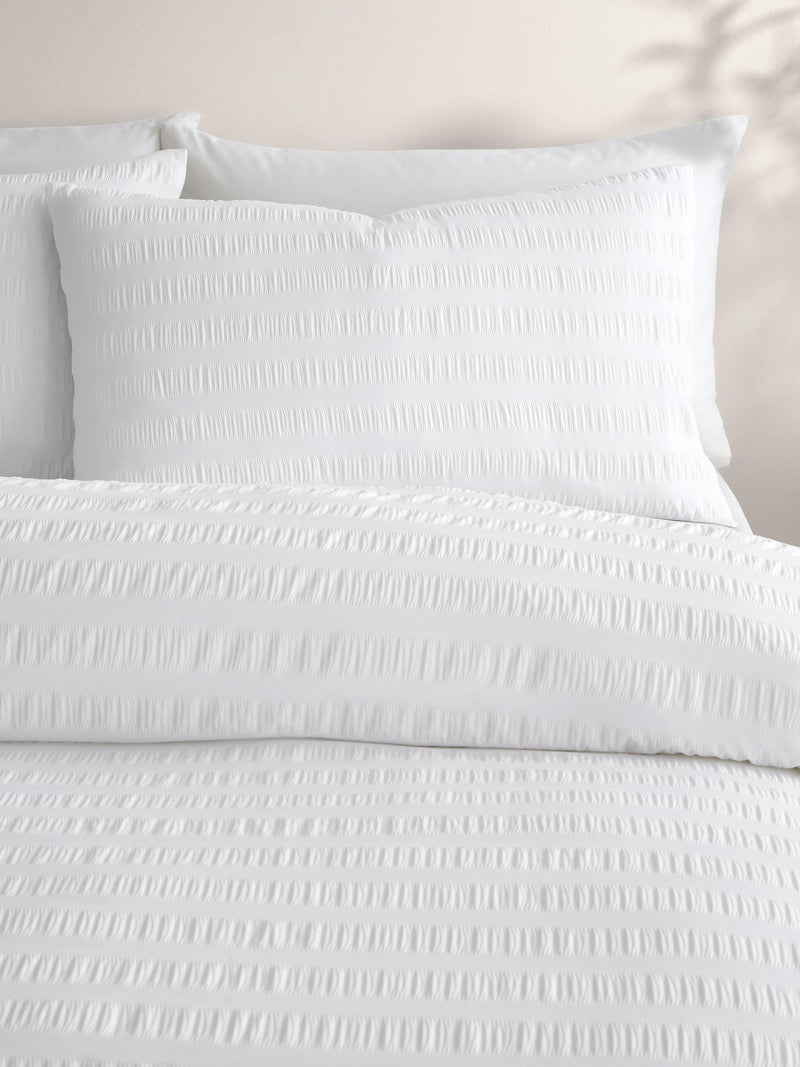 Serene White Honley Seersucker Textured Duvet Cover Set (British brand)