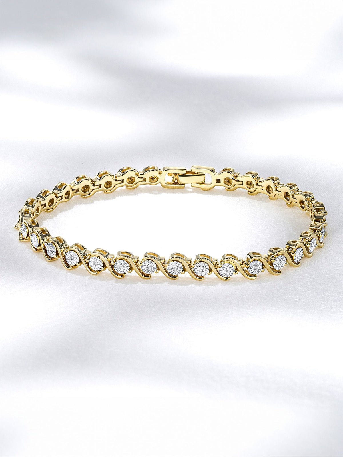 The Diamond Store White 0.19ct Diamond And 18K Vermeil Twist Bracelet