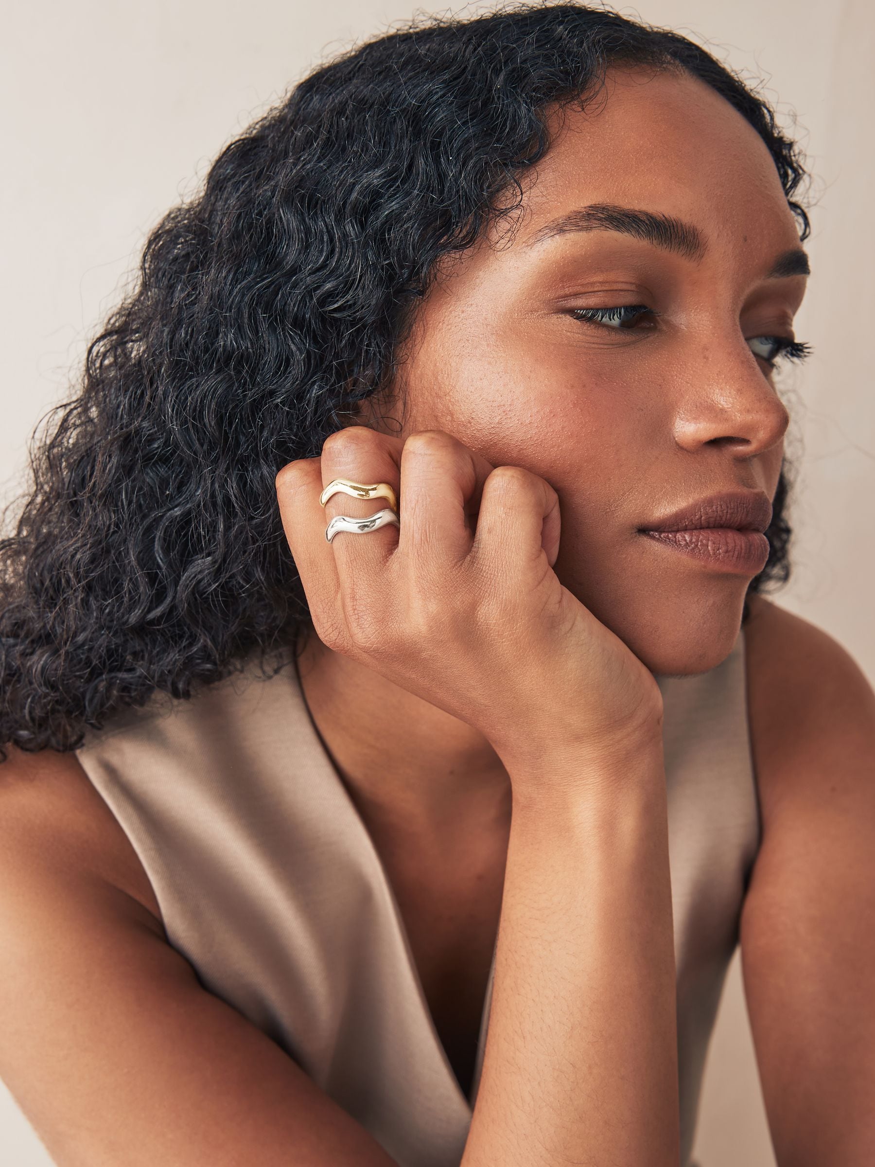 Gold/Silver Tone Wave Rings 2 Pack