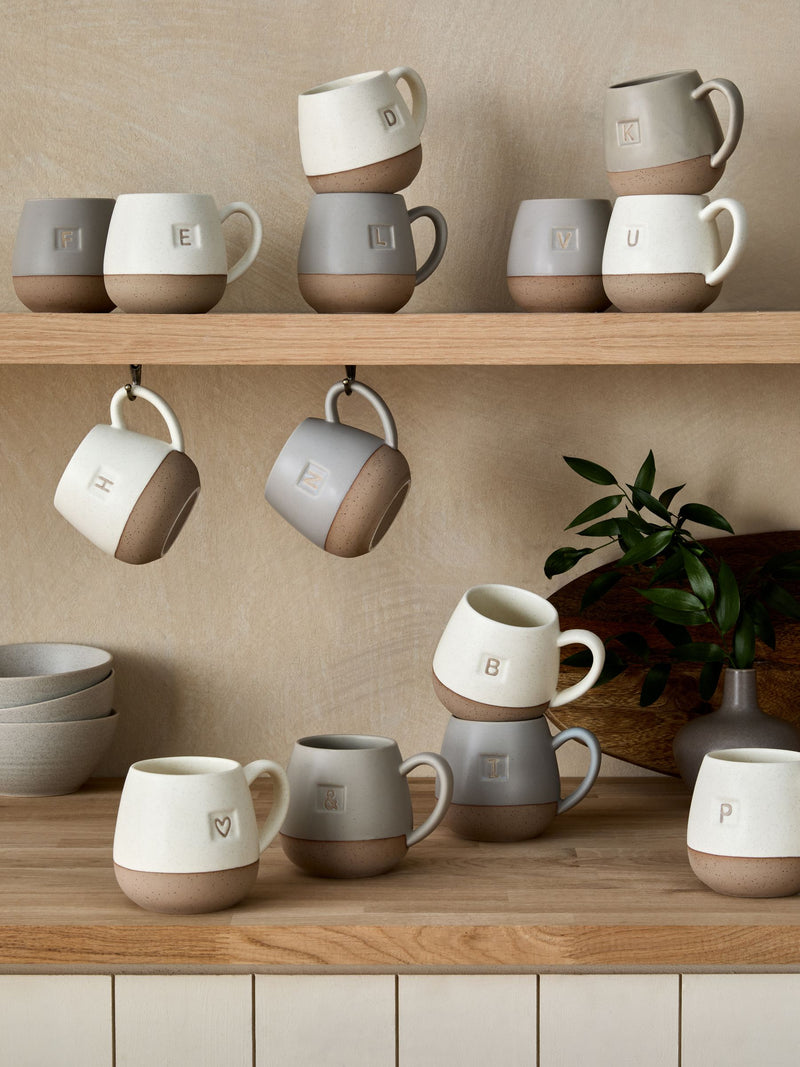 Alphabet speckle glazed mug cream grey 10cm - British product