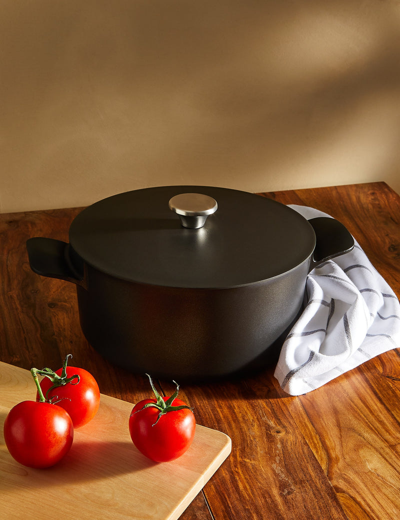 Cast aluminium casserole dish 5L - British product