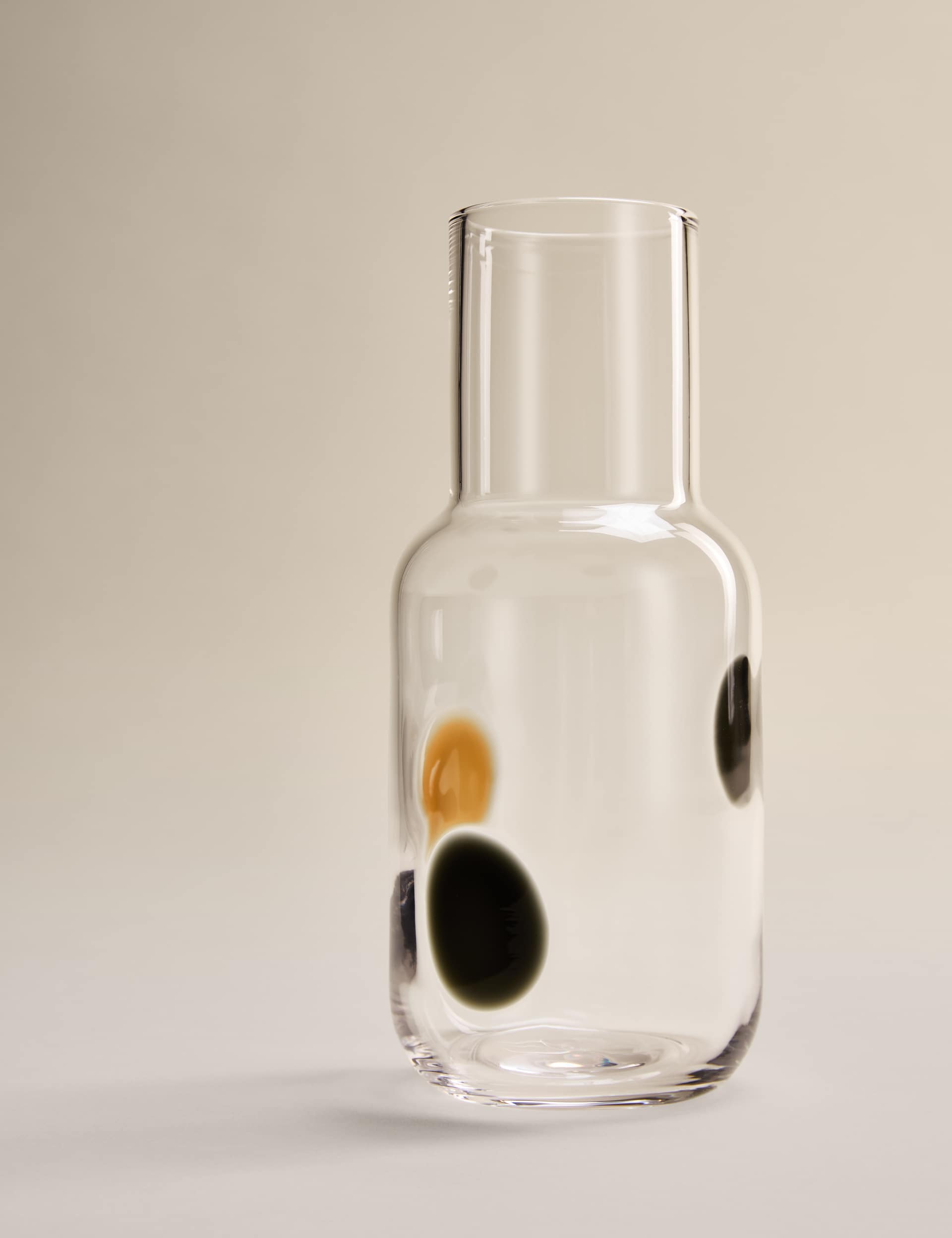 Dot Carafe glass decanter with abstract dot design - British product