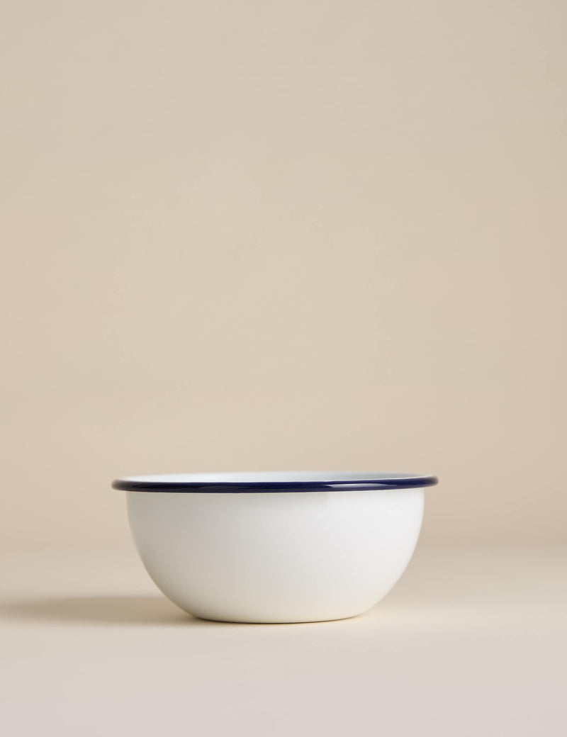 Small enamel mixing bowl 16cm - British product